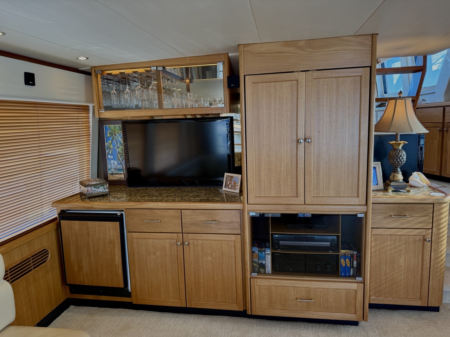 2001 Pacific Mariner — - Image 7