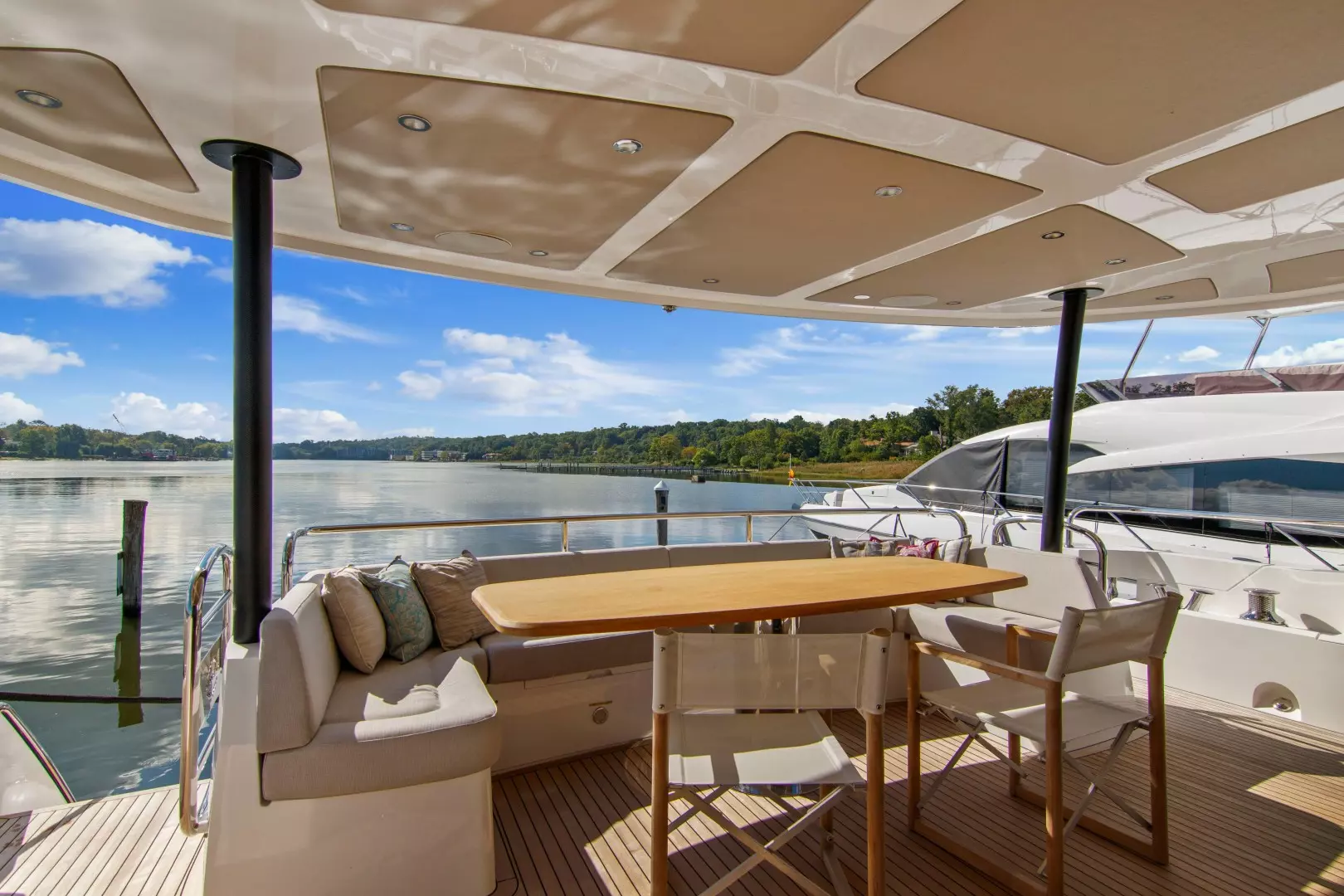 2019 Sunseeker 86 Yacht - Image 24