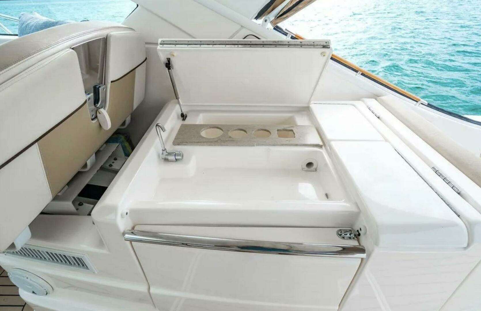 2013 Tiara Yachts 36 Coronet - Image 19