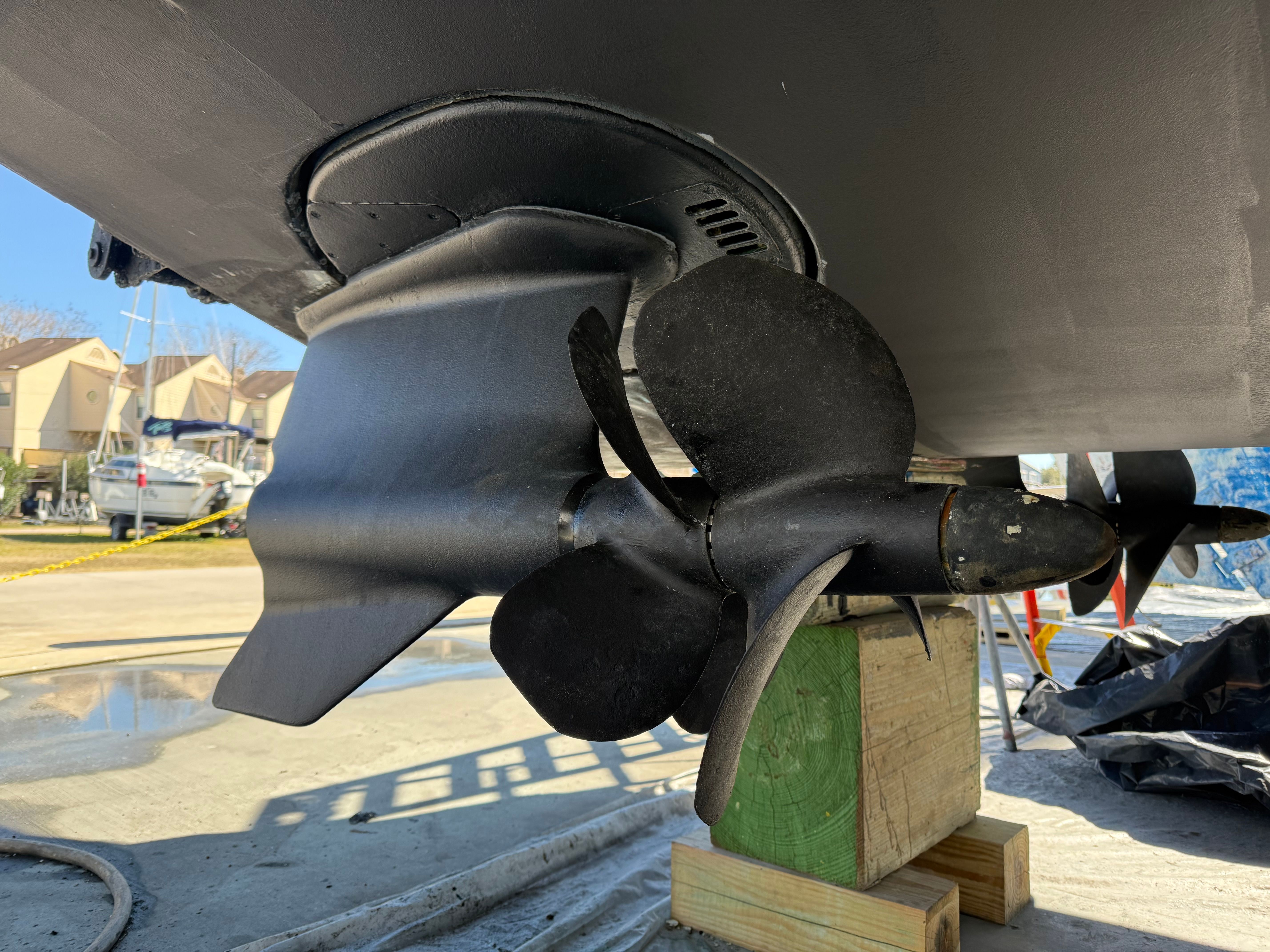 Close-up of a propeller on a 2007 Chris-Craft Roamer 40.