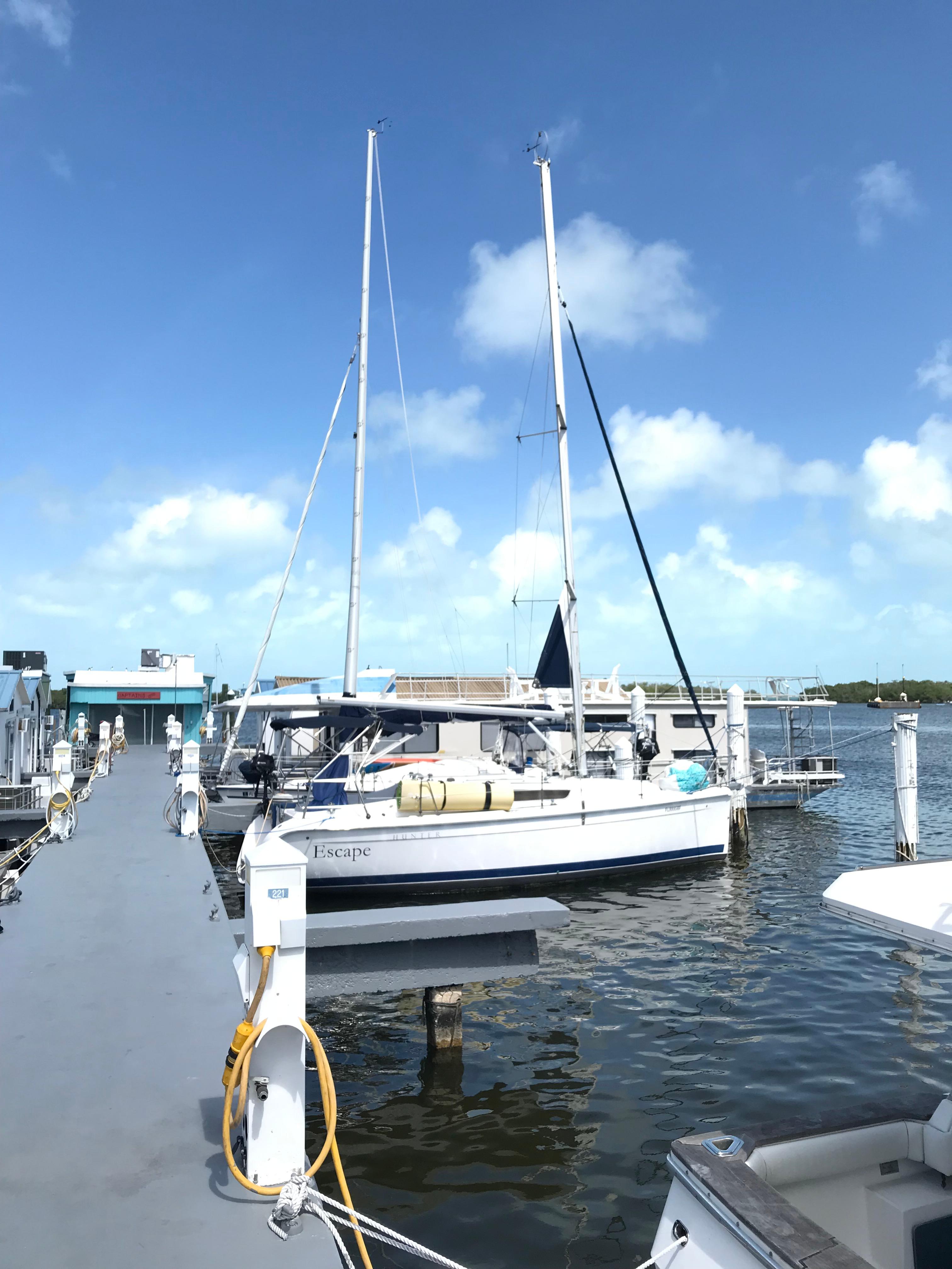 2009 Hunter 310