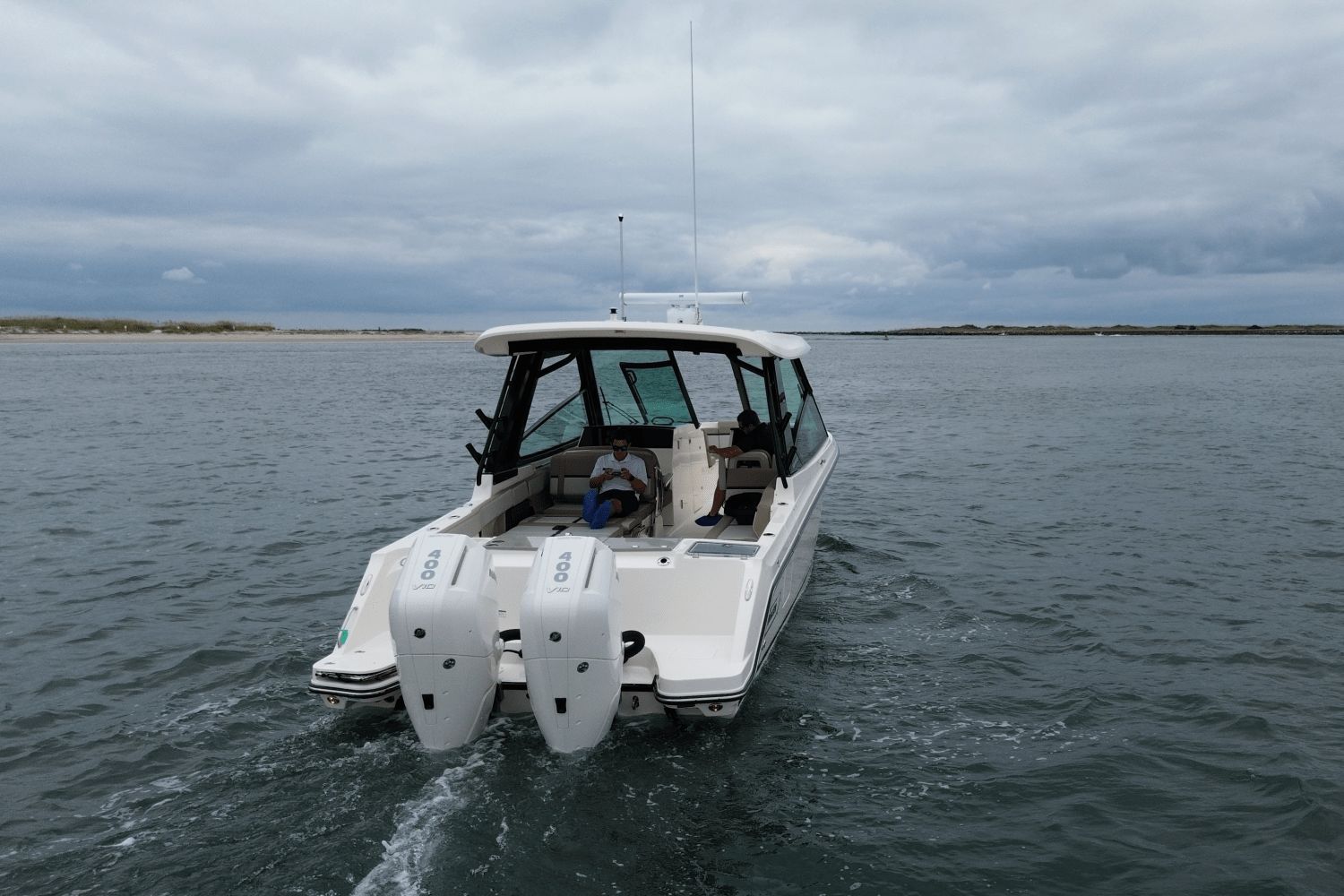 2026 Boston Whaler 330 Vantage - 9