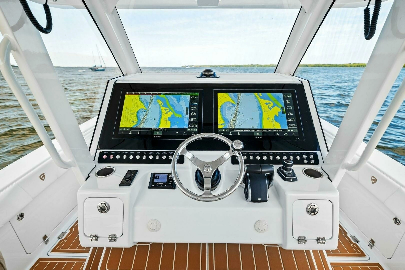 2022 Barker Boatworks 40 HPC - Image 2