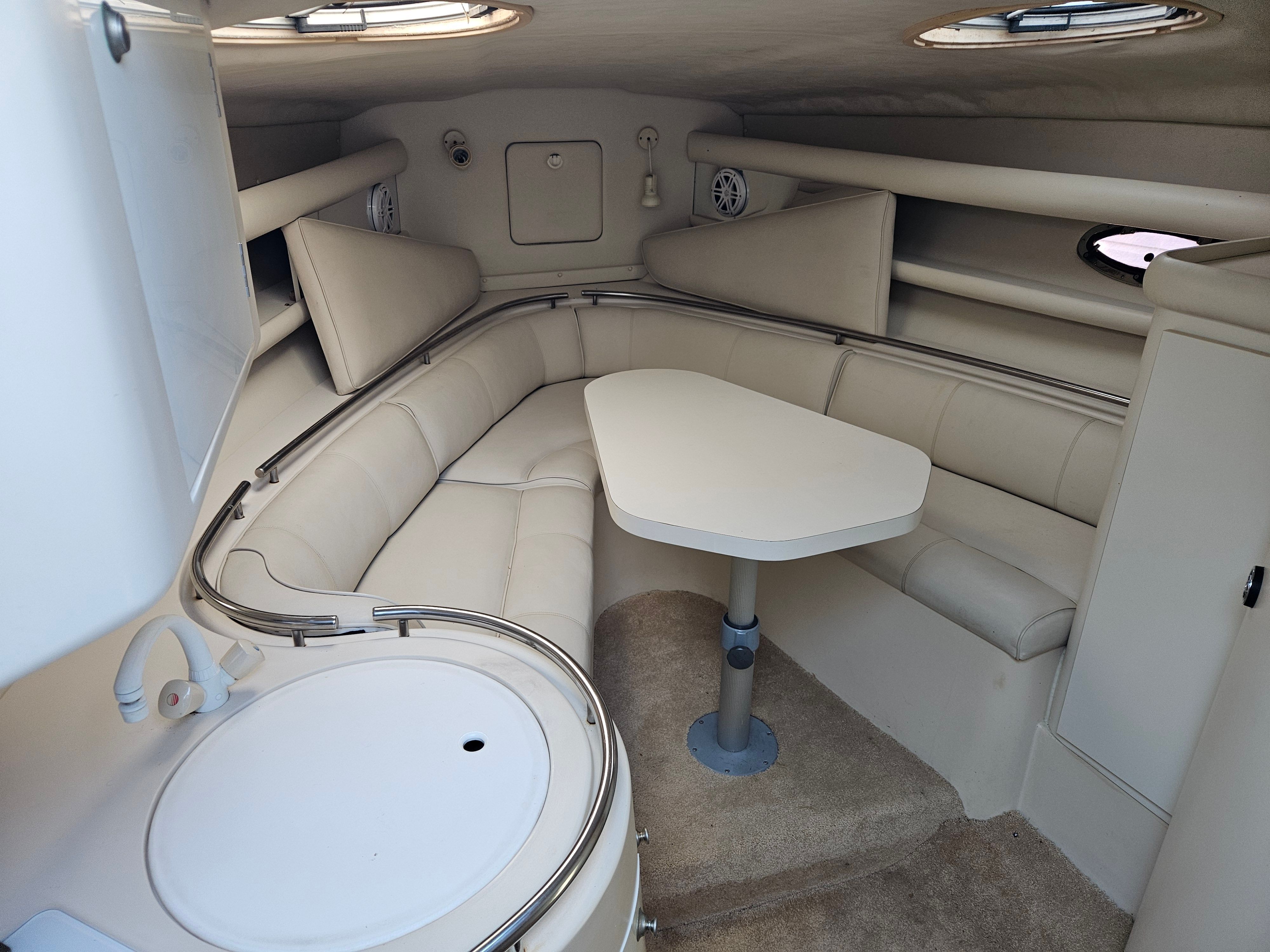 1995 Cruisers Yachts ARIA 3120 - 17