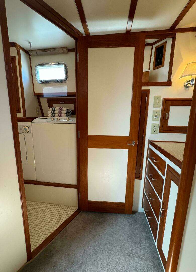 2003 Dettling Express Cruiser 51 - Image 65