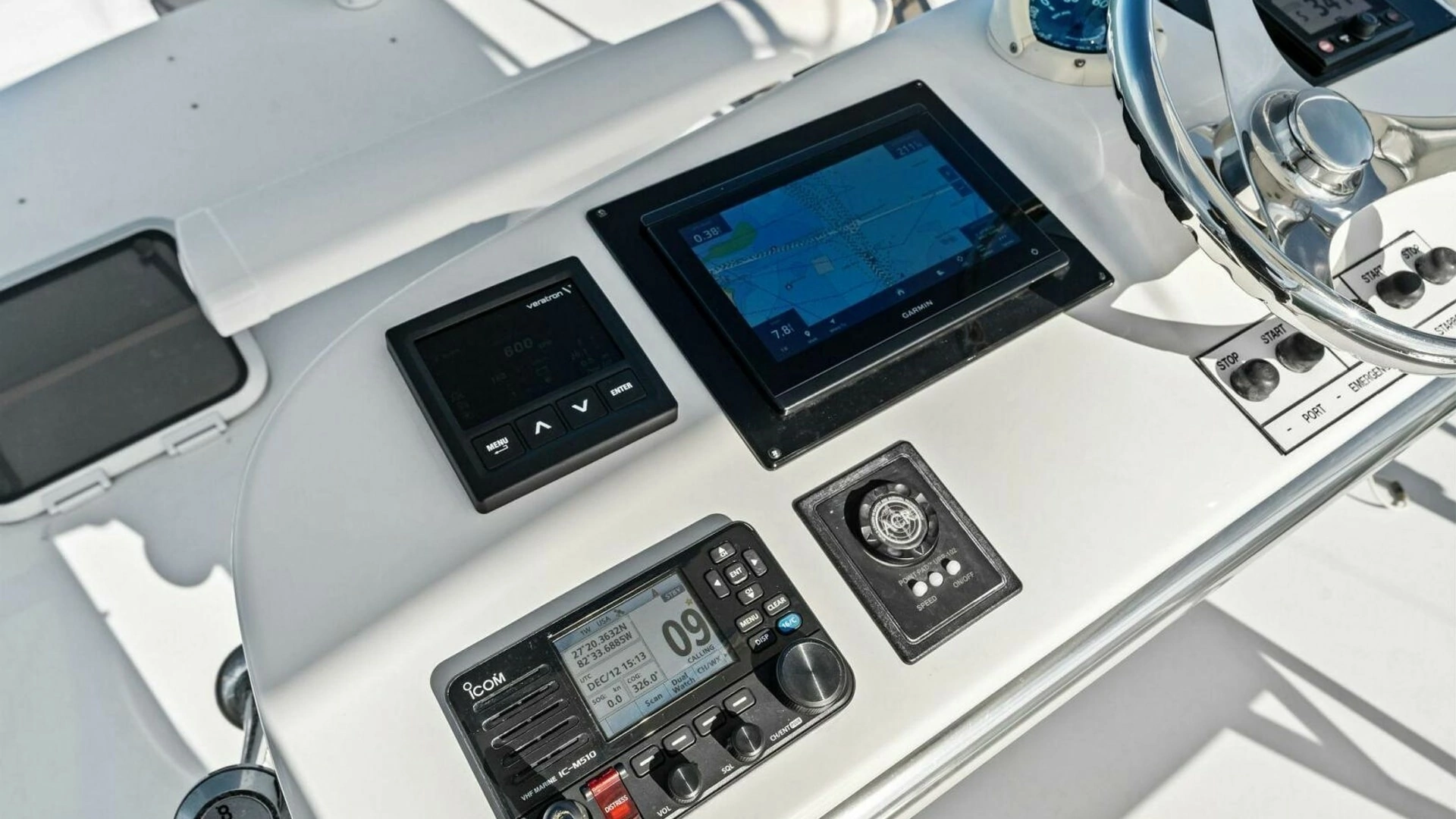 2005 Cabo 40 Express - Image 36