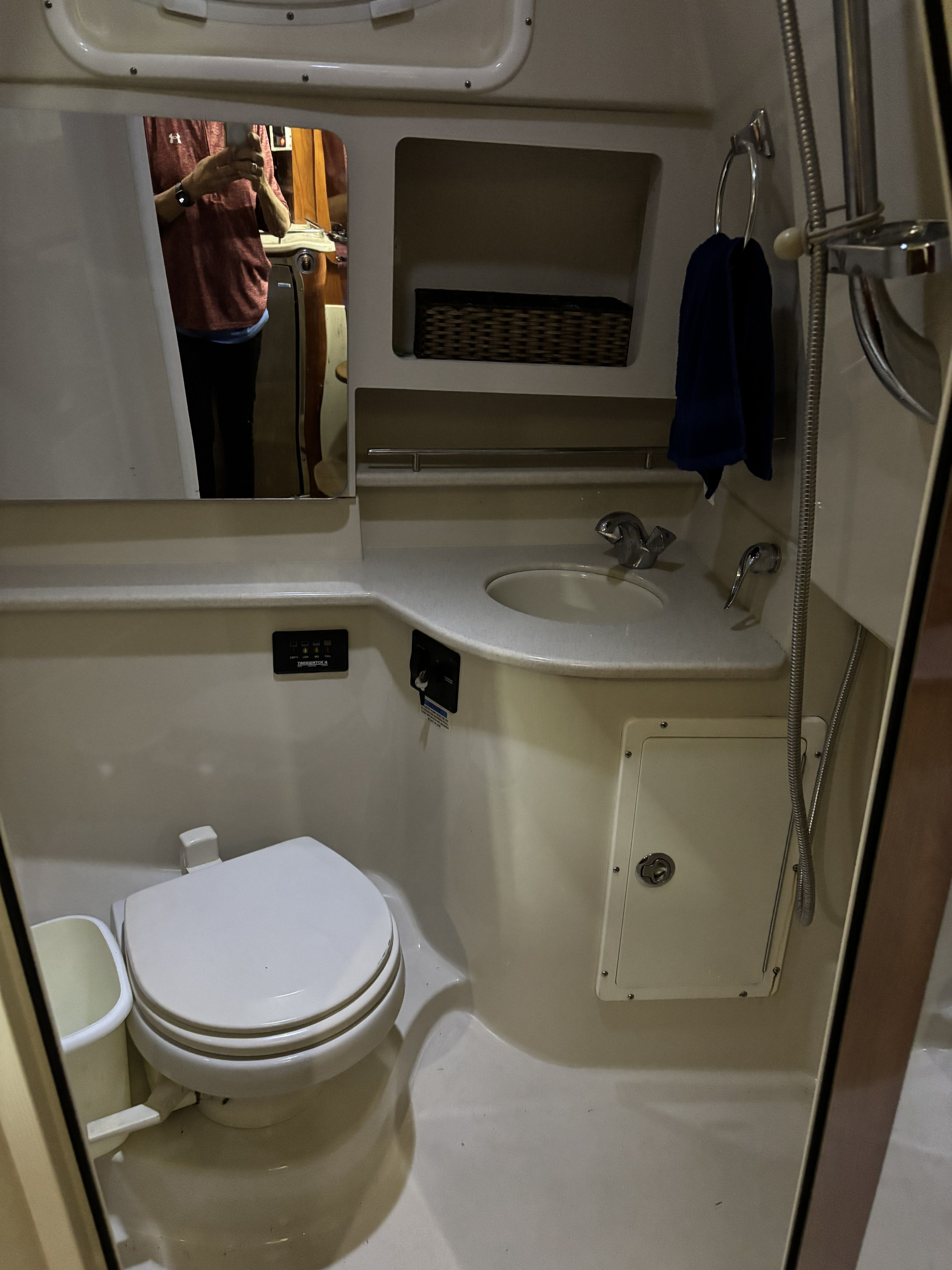 2009 Wellcraft 340 Coastal - 4