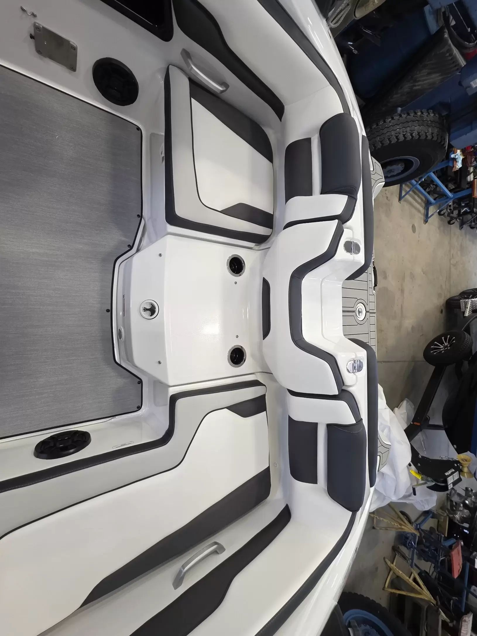 2026 Yamaha Boats AR195 - 7