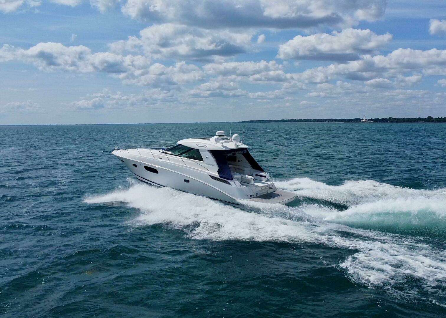 2010 Sea Ray 450 Sundancer - Image 3