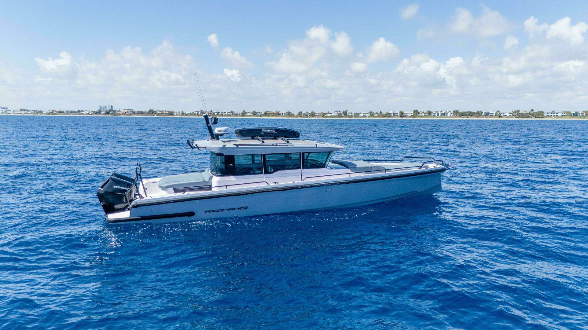 2024 Axopar 37 XC Cross Cabin - Image 3