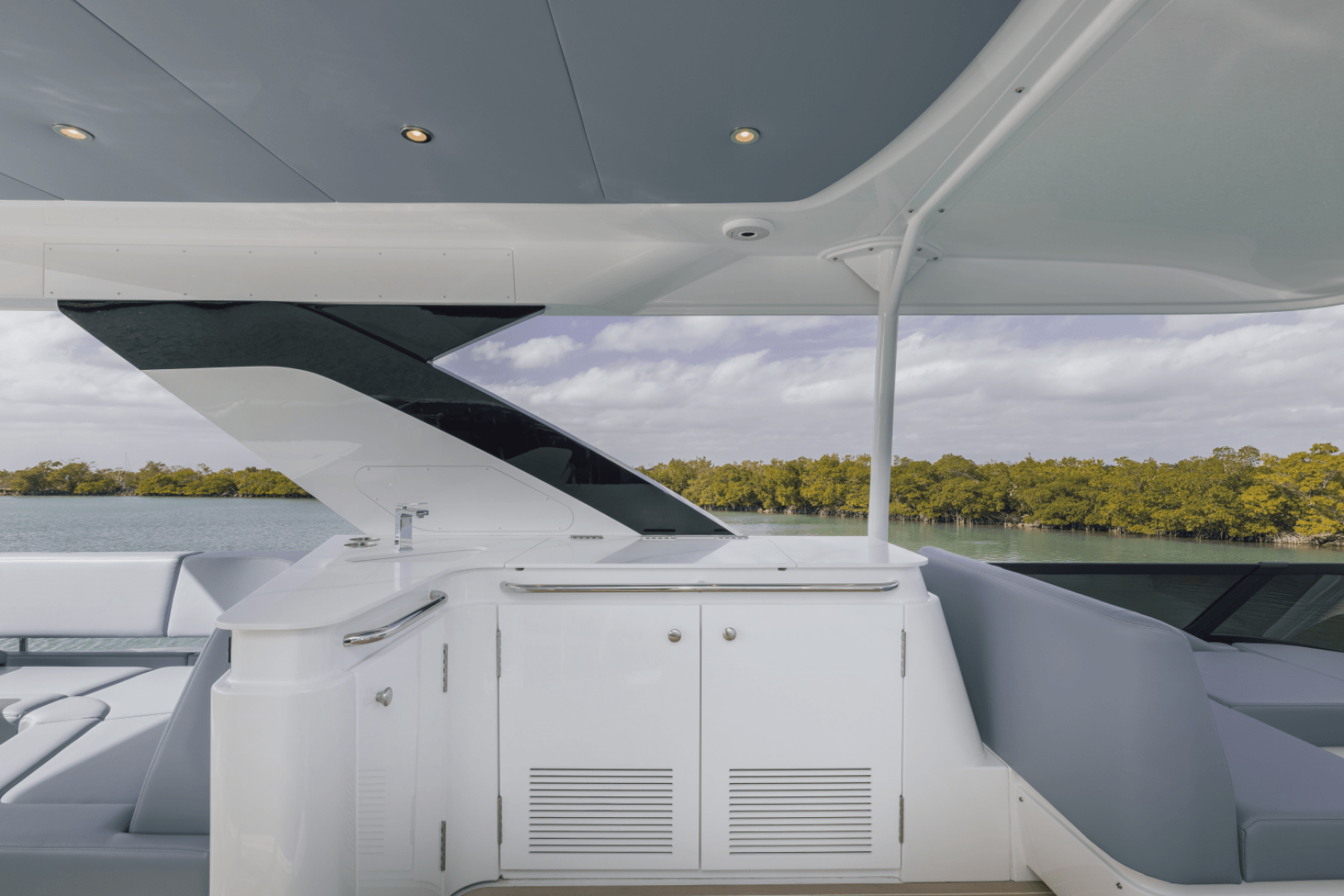2027 Cruisers Yachts 57 FLY - Image 51