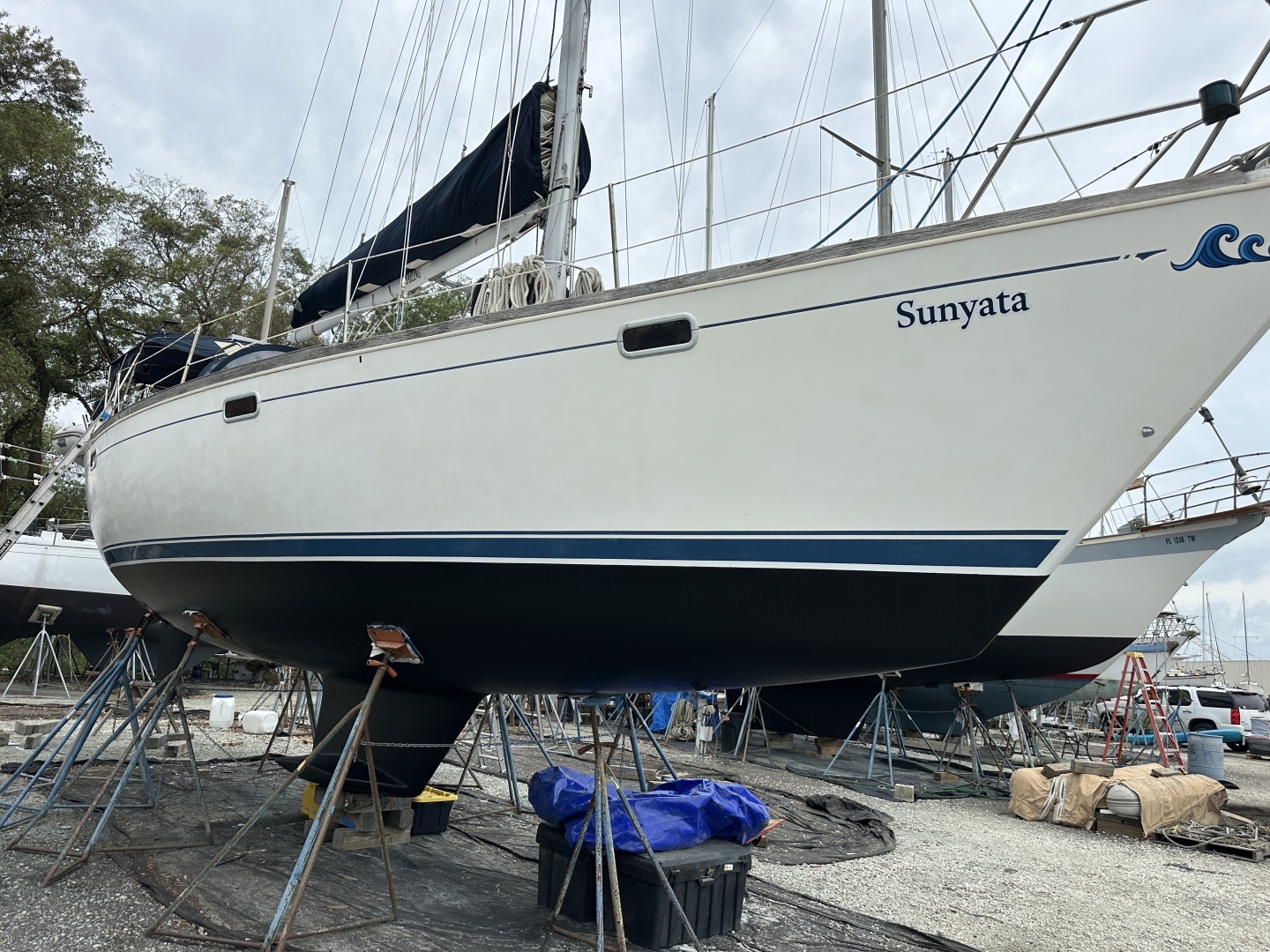 1991 Sabre 425 - Image 36