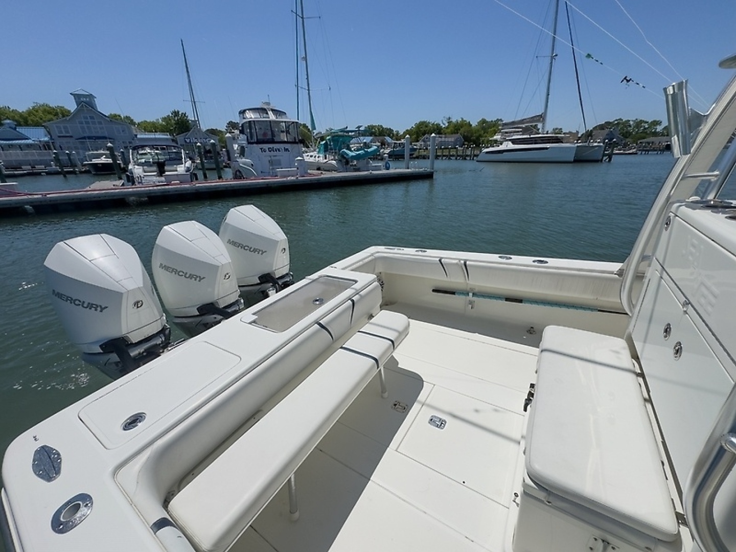 2014 SeaVee 340B - Image 25