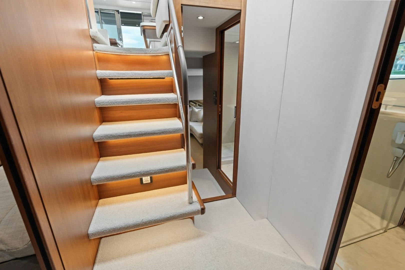 2020 Princess S62 Sportbridge - Image 49
