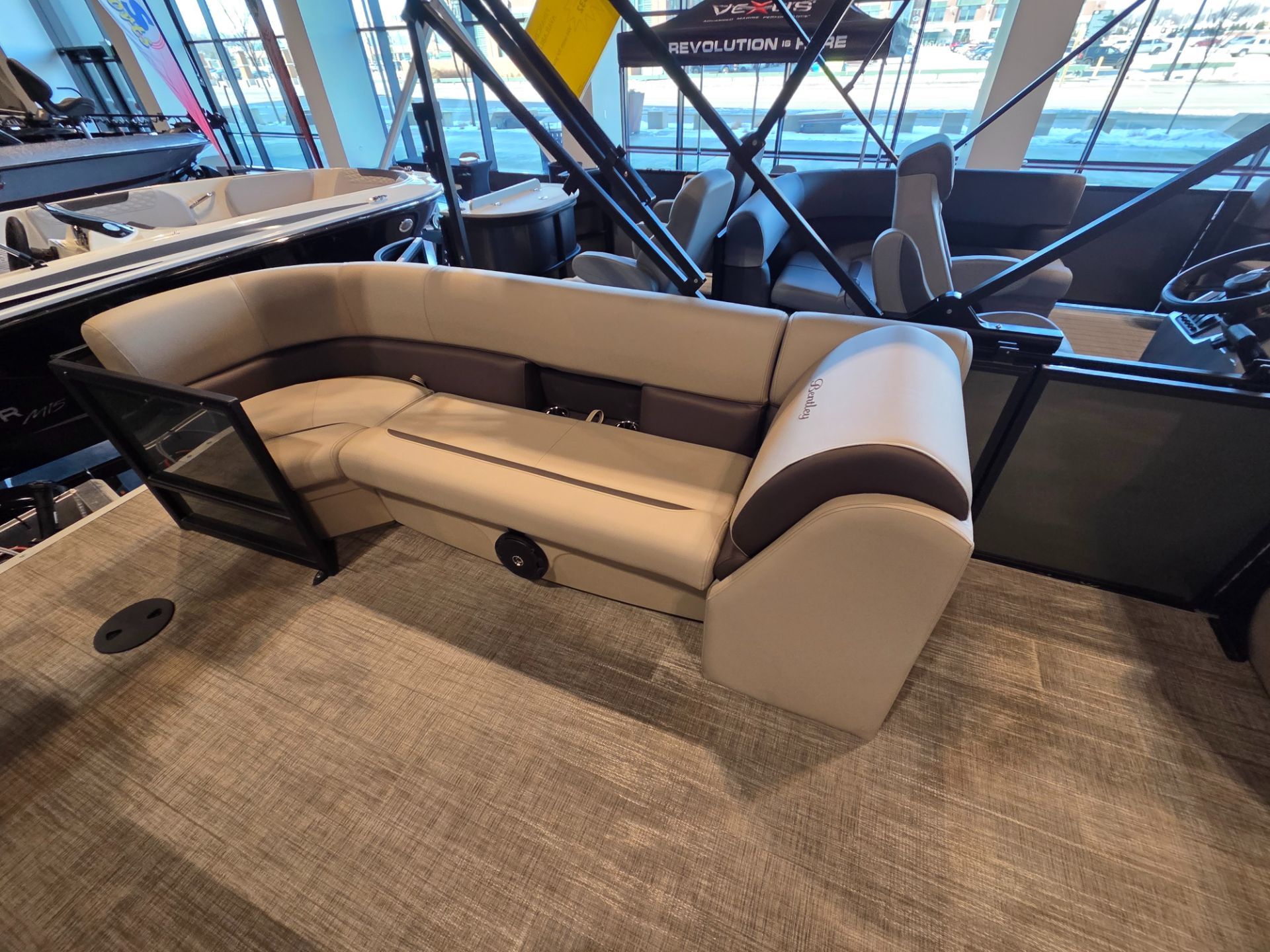 2026 Bentley Pontoons LE 200 CW - 15