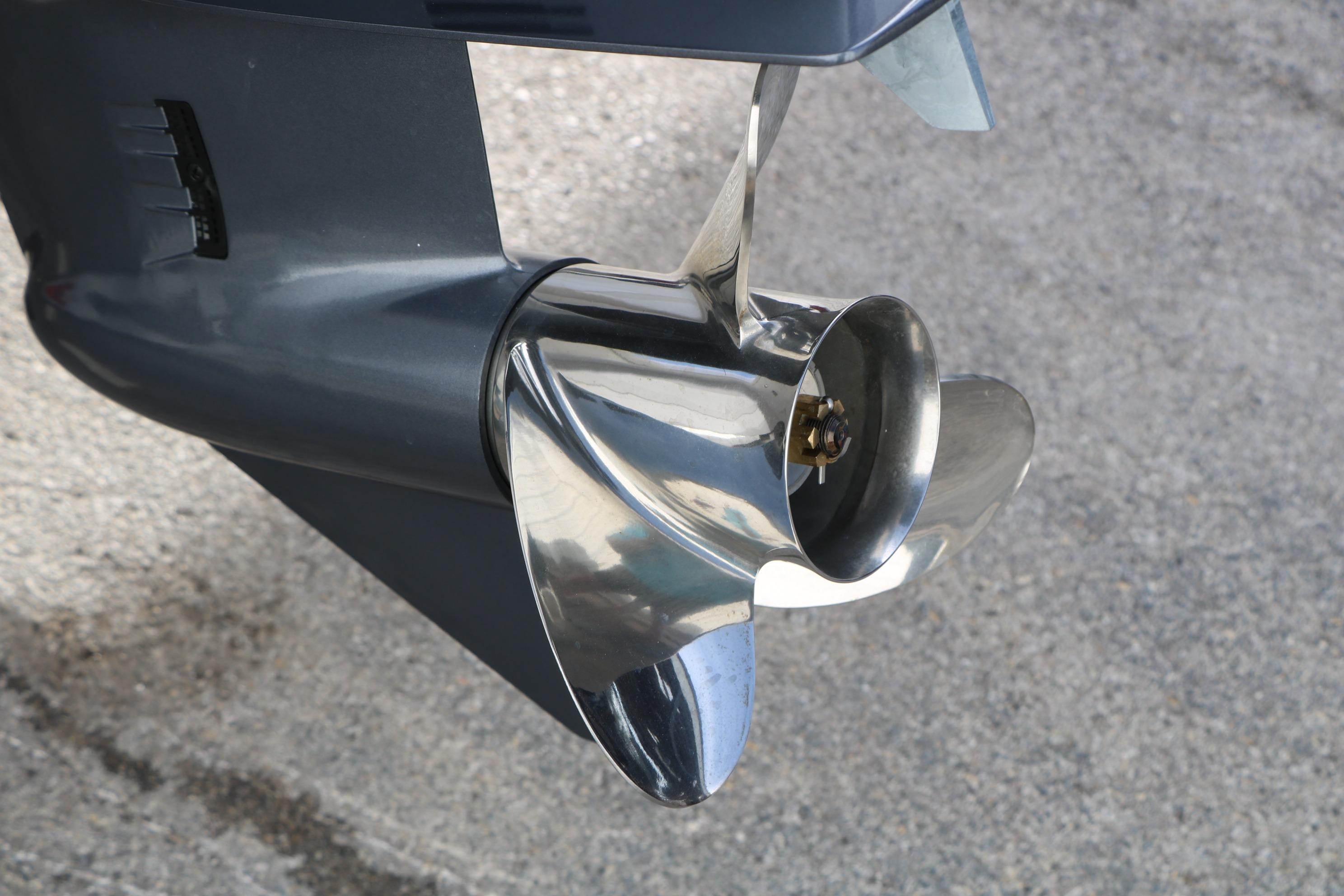 Close-up of a shiny boat propeller on a 2026 Robalo 206 Cayman.