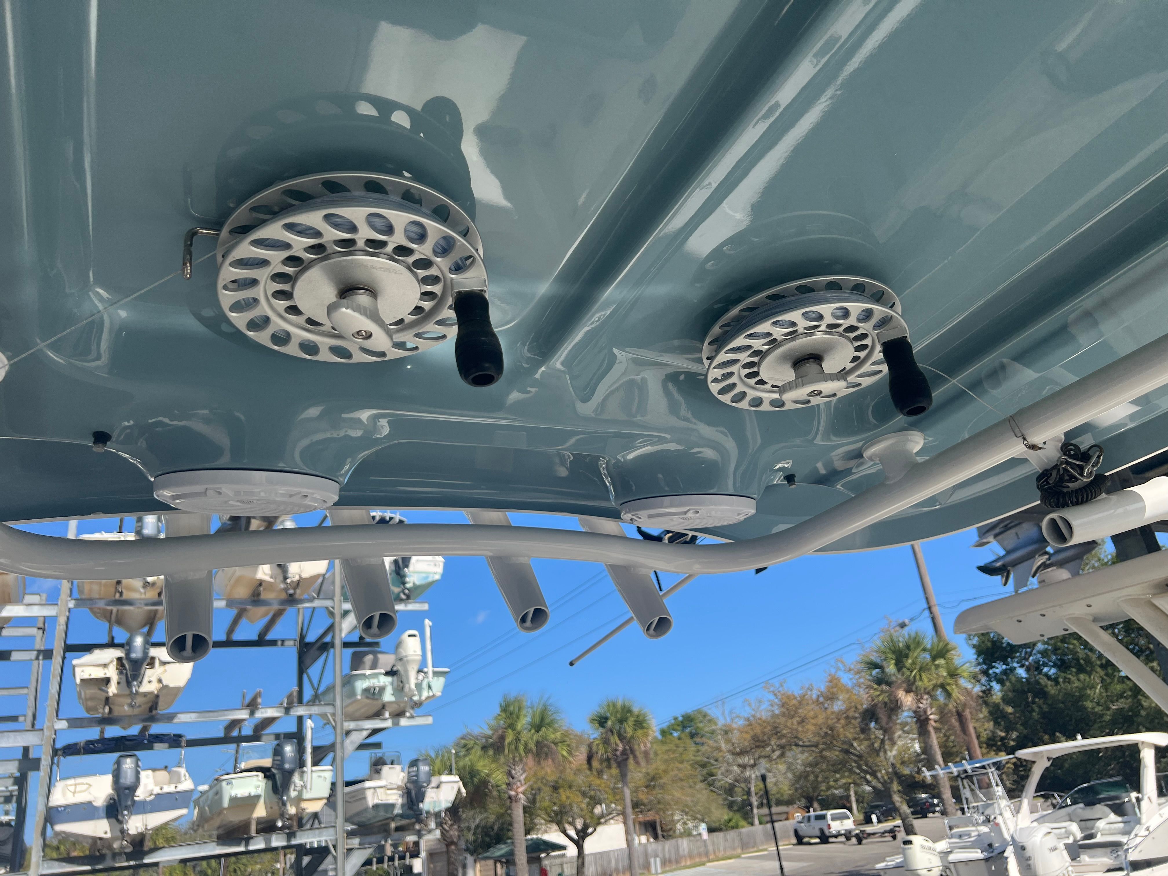 2022 Sea Hunt Gamefish 27 Forward Seating - 12