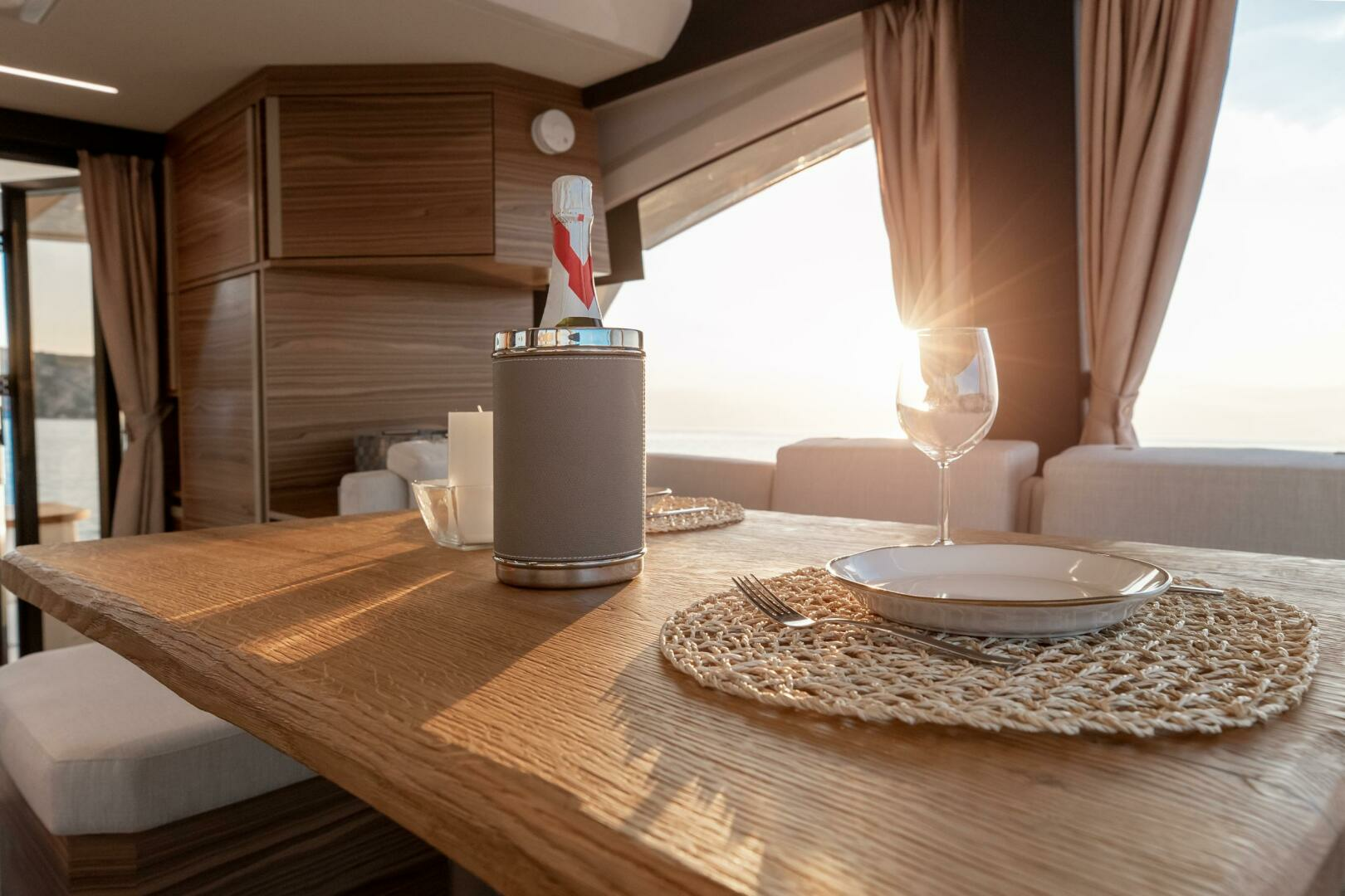2024 Greenline 45 Fly Hybrid - Image 16