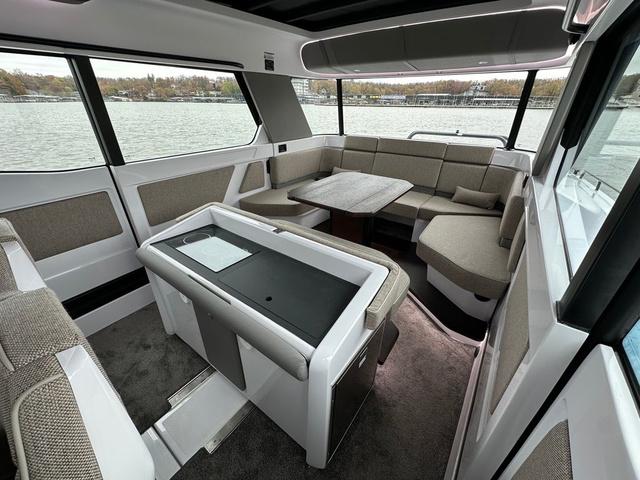 2024 Axopar 45 XC Cross Cabin - 14