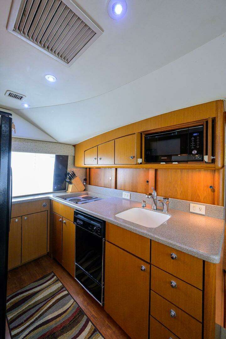2001 Ocean Yachts 56 Super Sport - Image 46