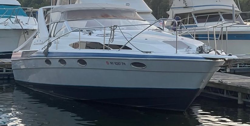 1989 Bayliner 3485 Avanti