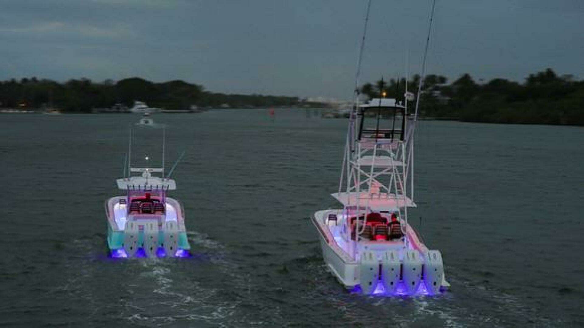 2026 Mag Bay 38 Center Console - Image 15
