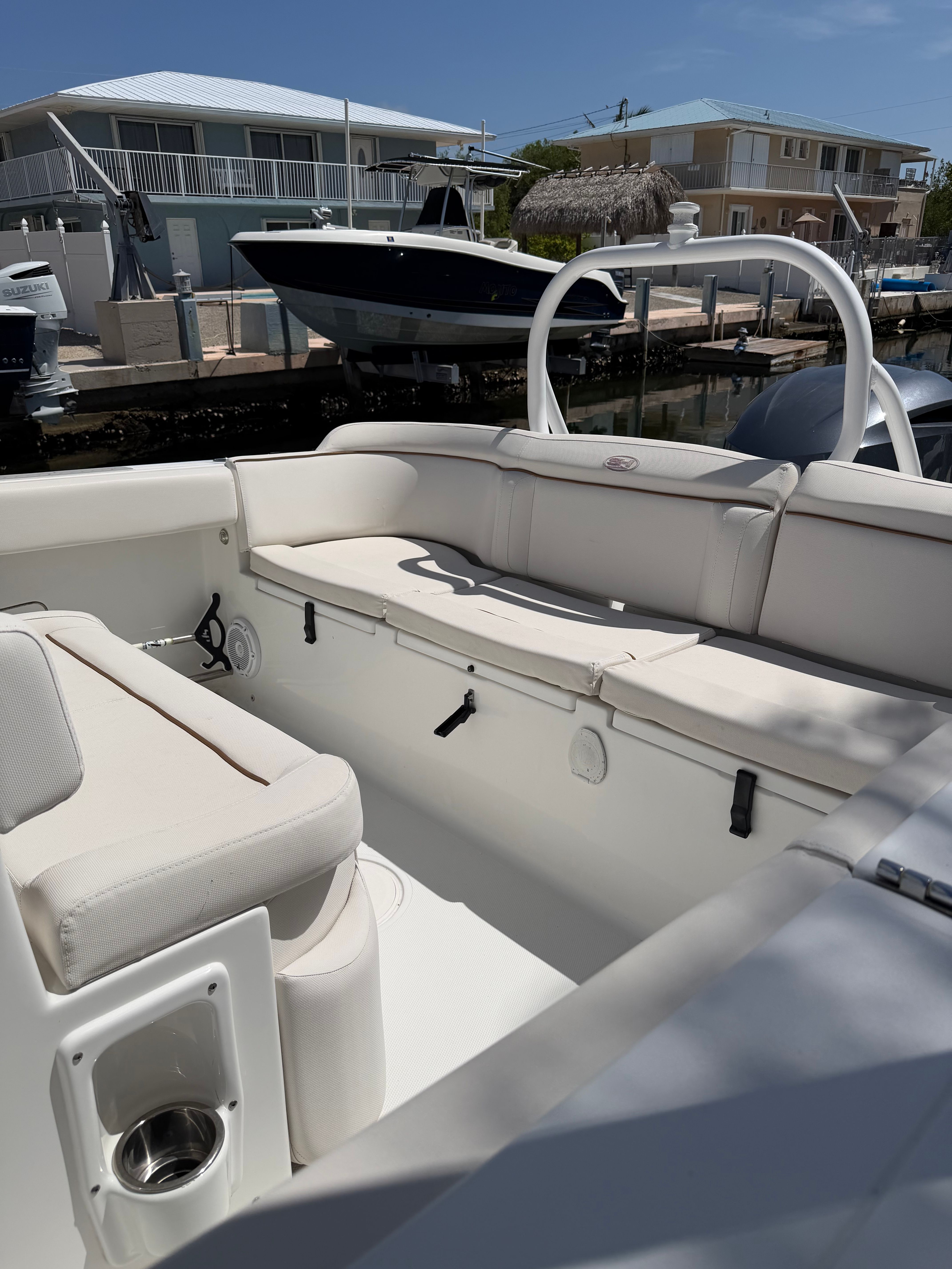 2021 Sea Hunt Ultra 255 SE - 5