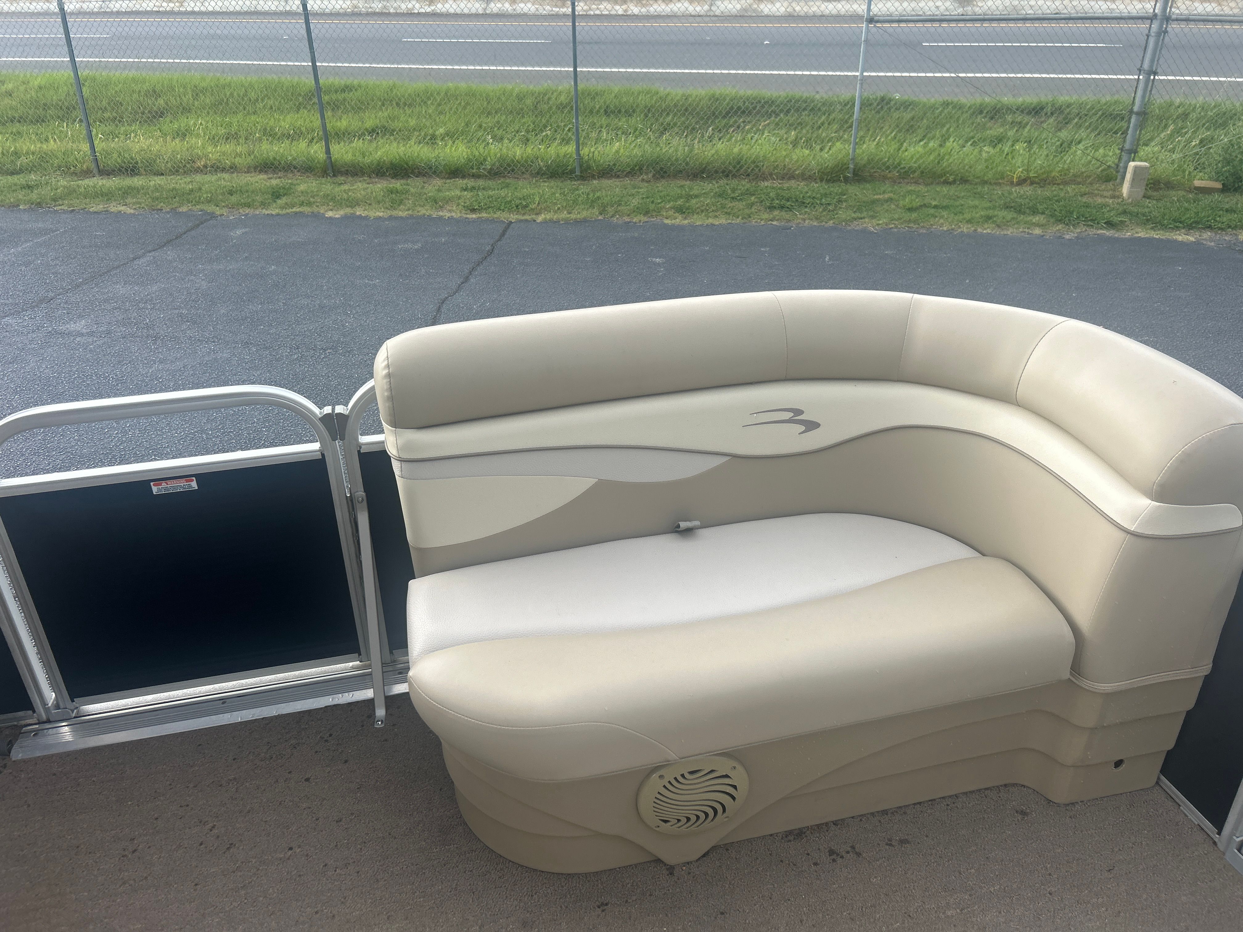 2012 Bennington 22SL - 15