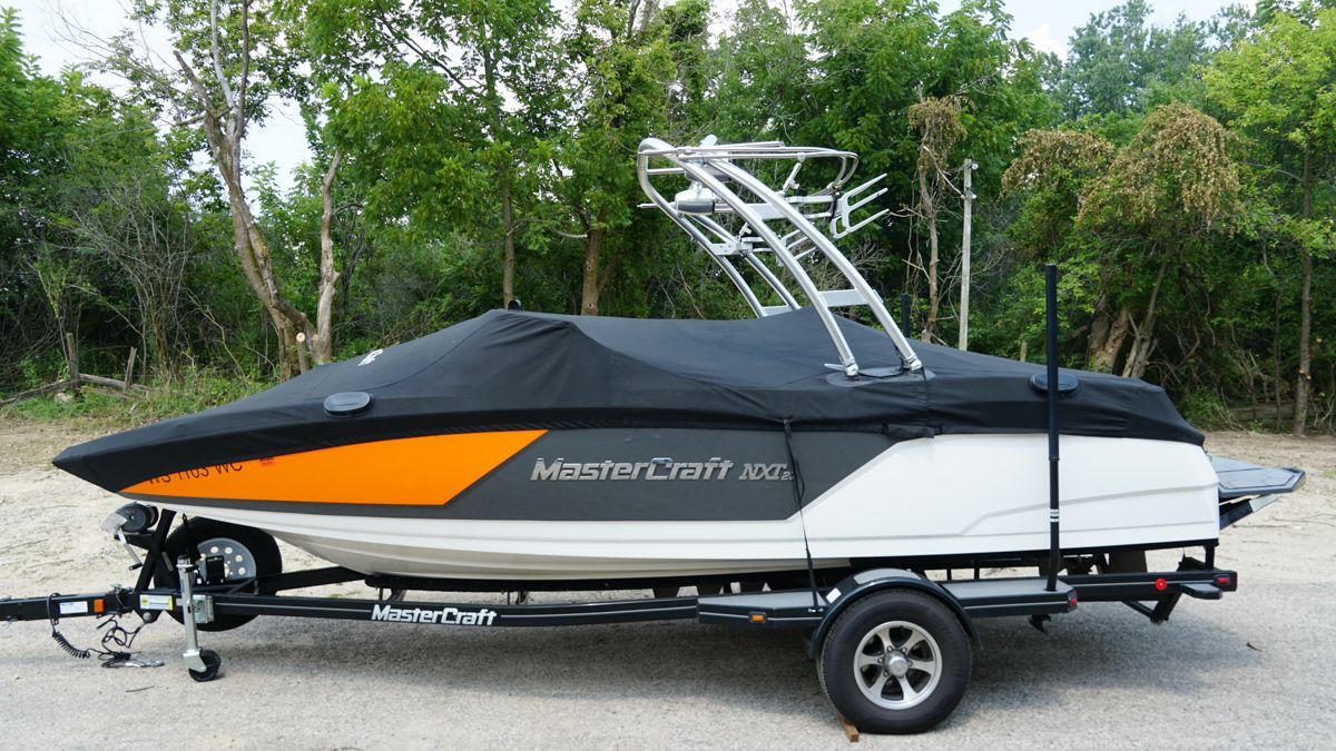 2017 MasterCraft NXT20