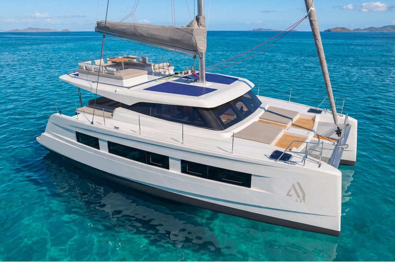 2026 Aventura 43