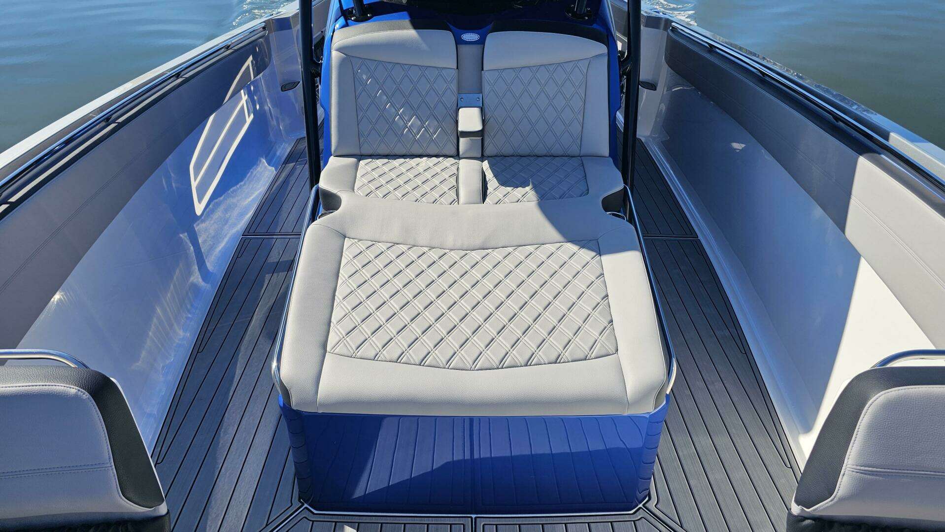 2024 Nor-Tech 390 Sport Center Console - Image 37