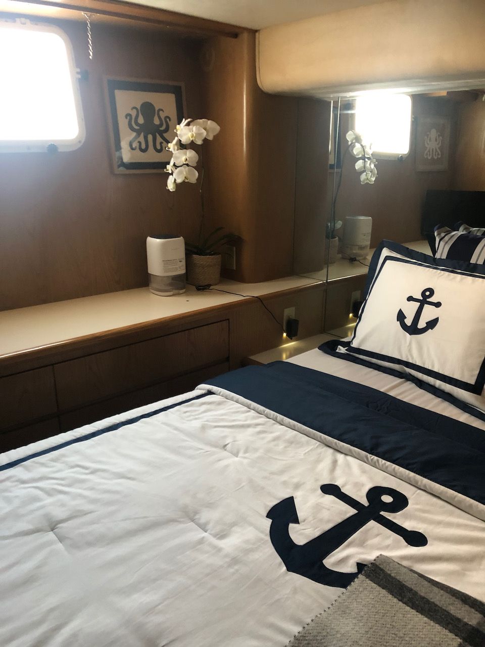 1996 Hatteras Cockpit Motoryacht - 24