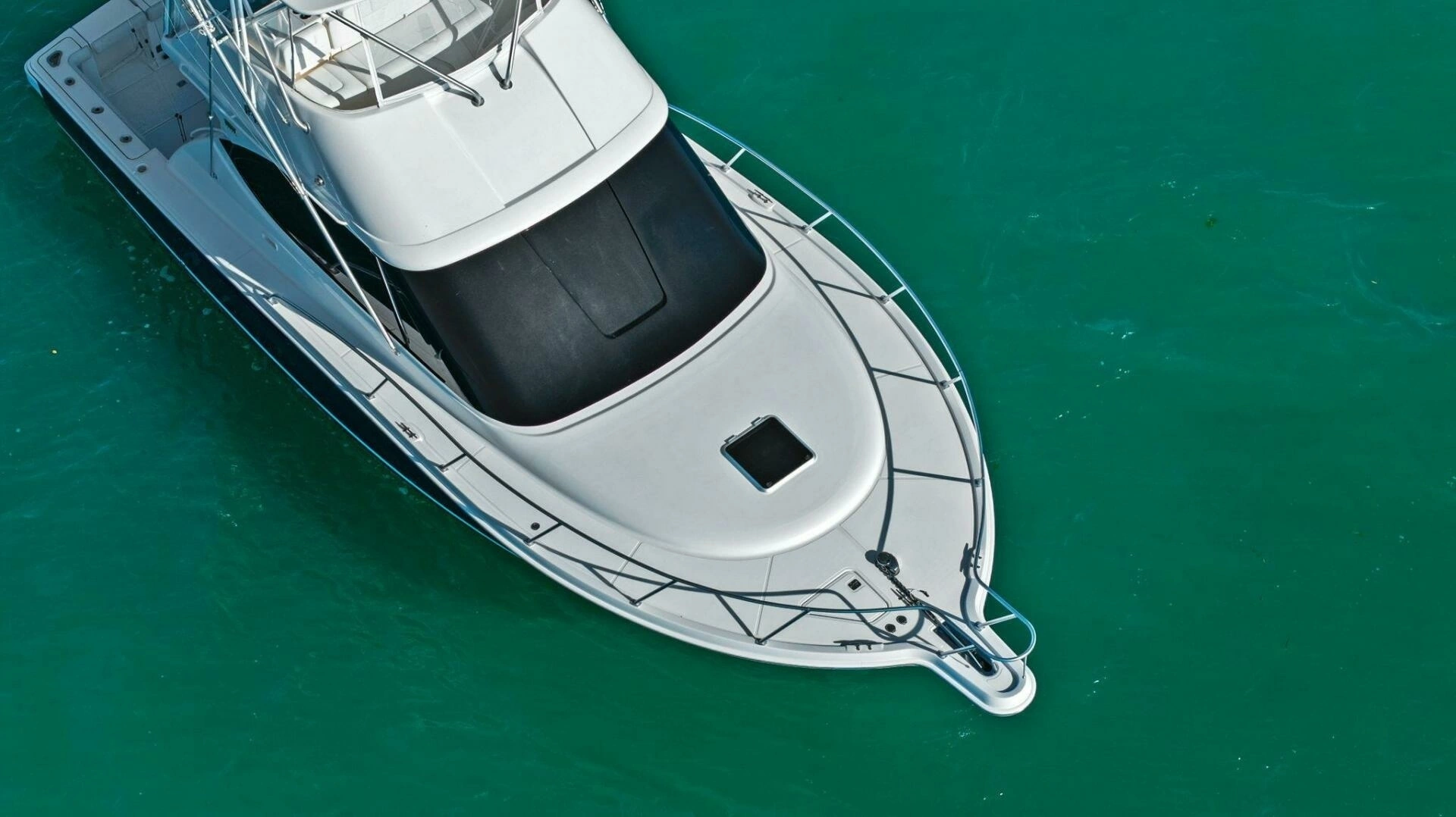 2013 Tiara Yachts 3900 Convertible - Image 57