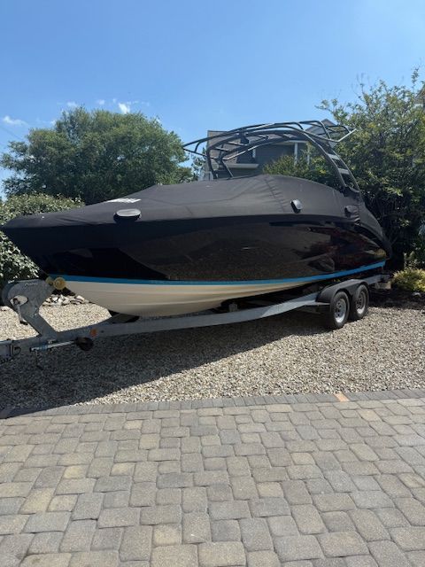 2021 Yamaha Boats 252SE