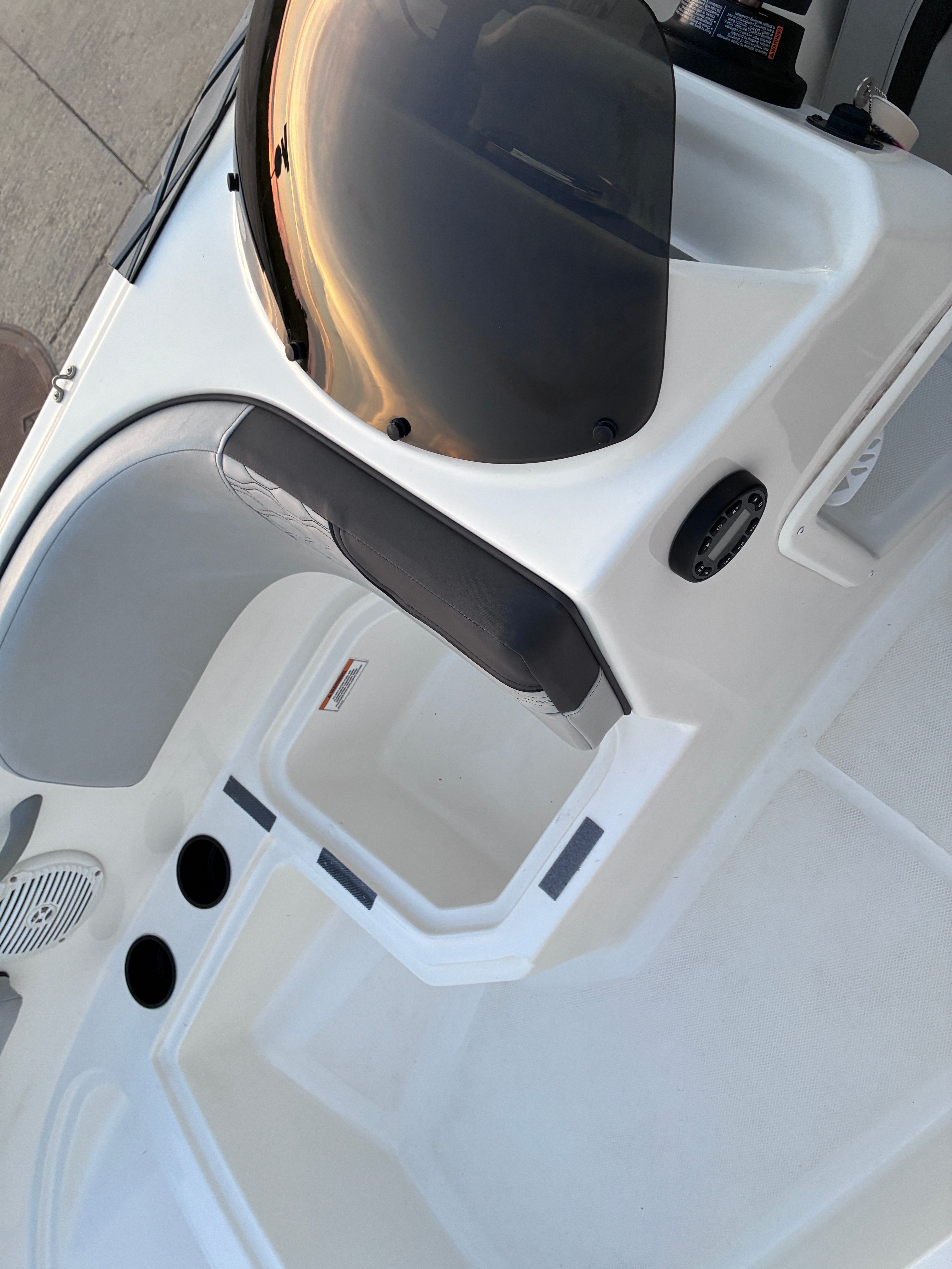 2024 Bayliner Element M15 - 64