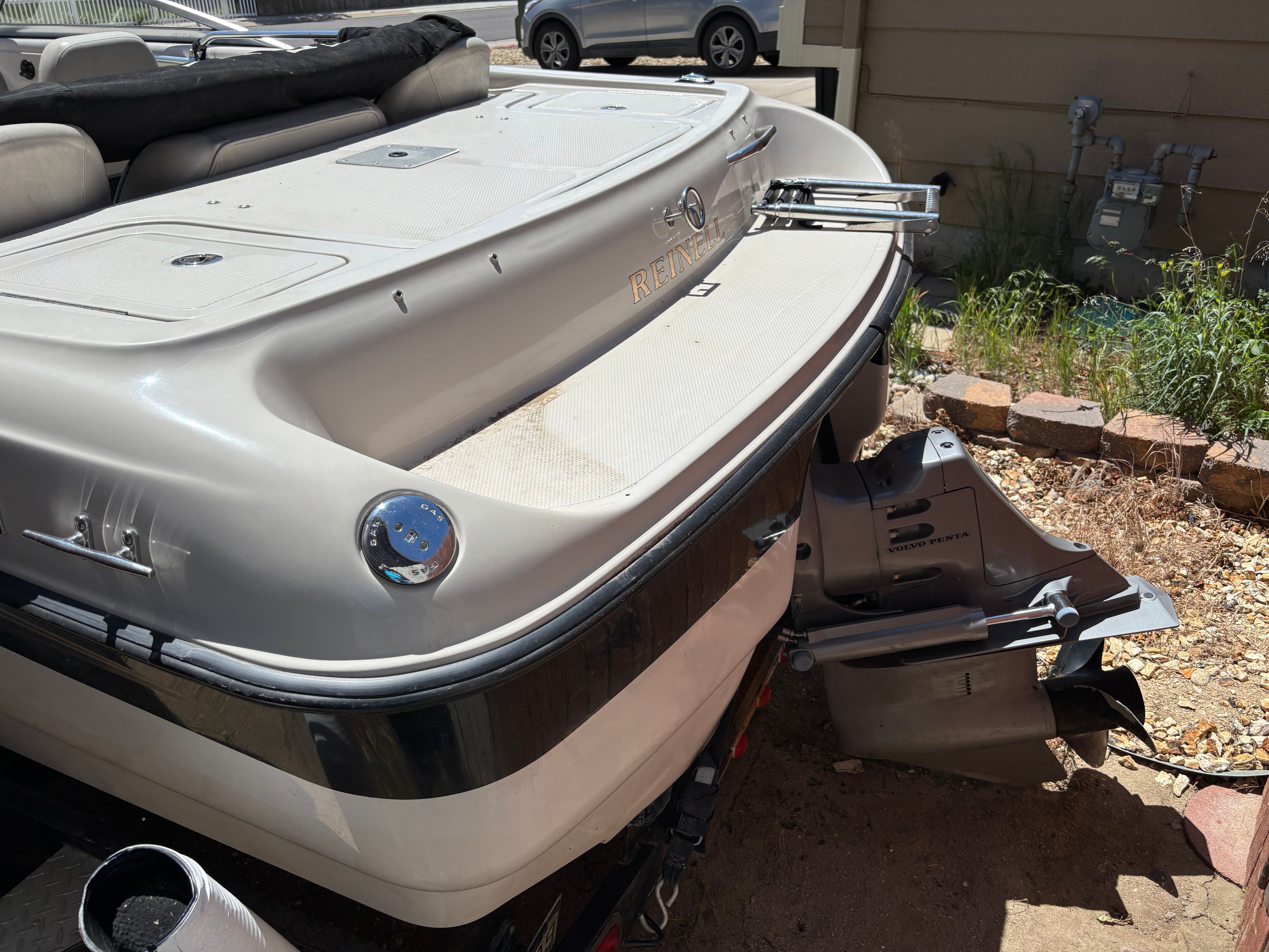 2004 Reinell 185 ski and fish - 8