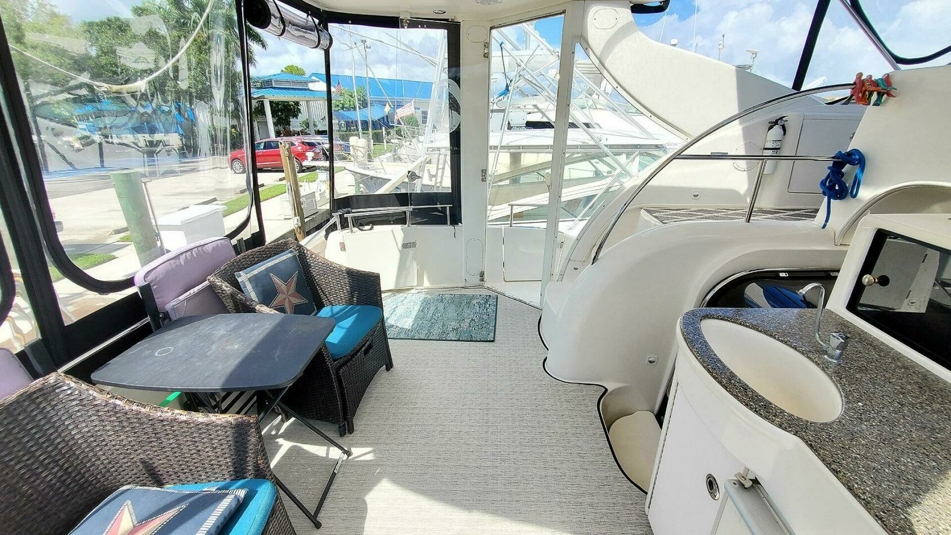 2004 Meridian 408 - Image 6