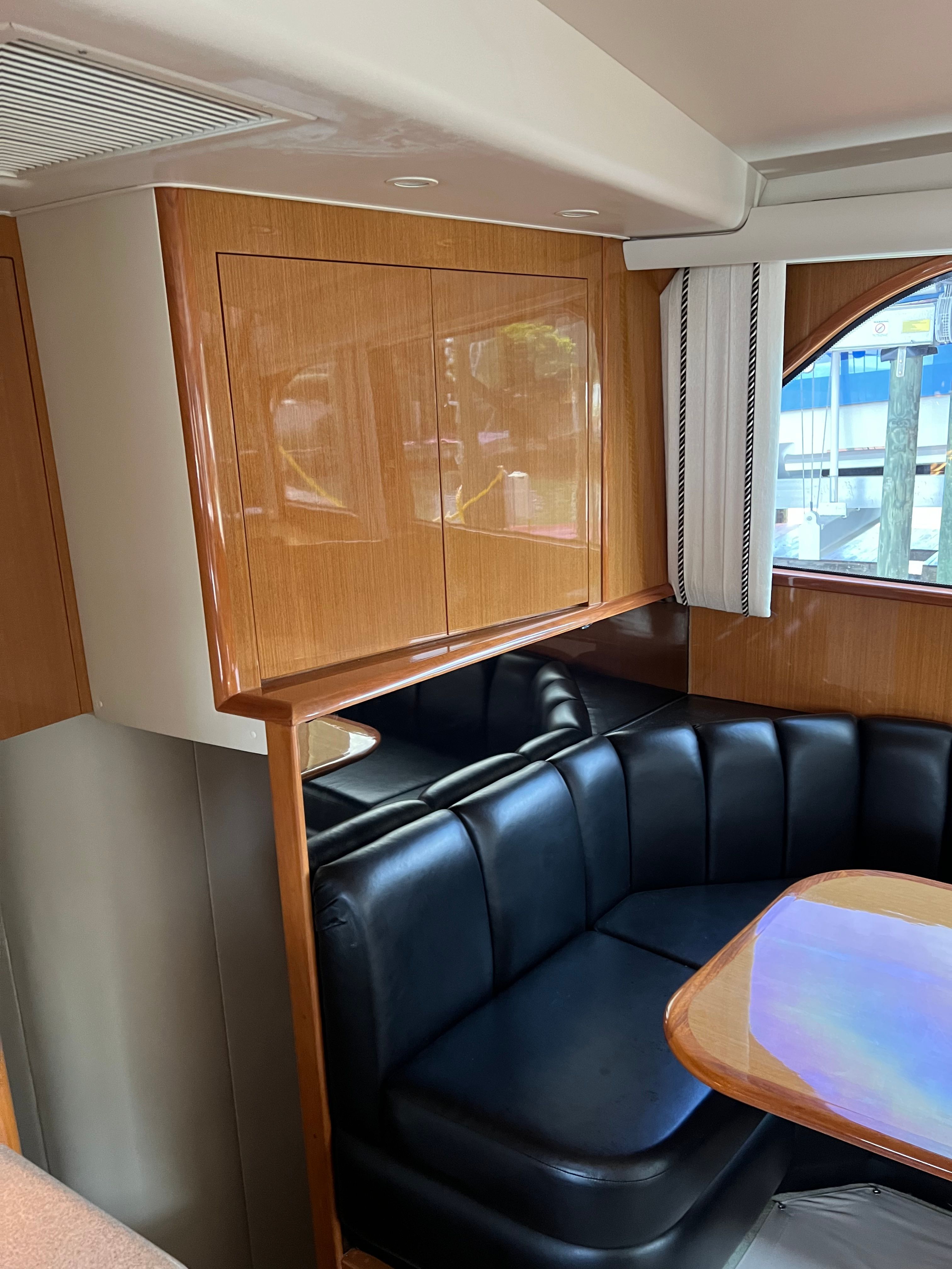 2002 Viking 61 Enclosed Bridge - 49