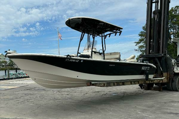 2021 Carolina Skiff 24 Ultra Elite