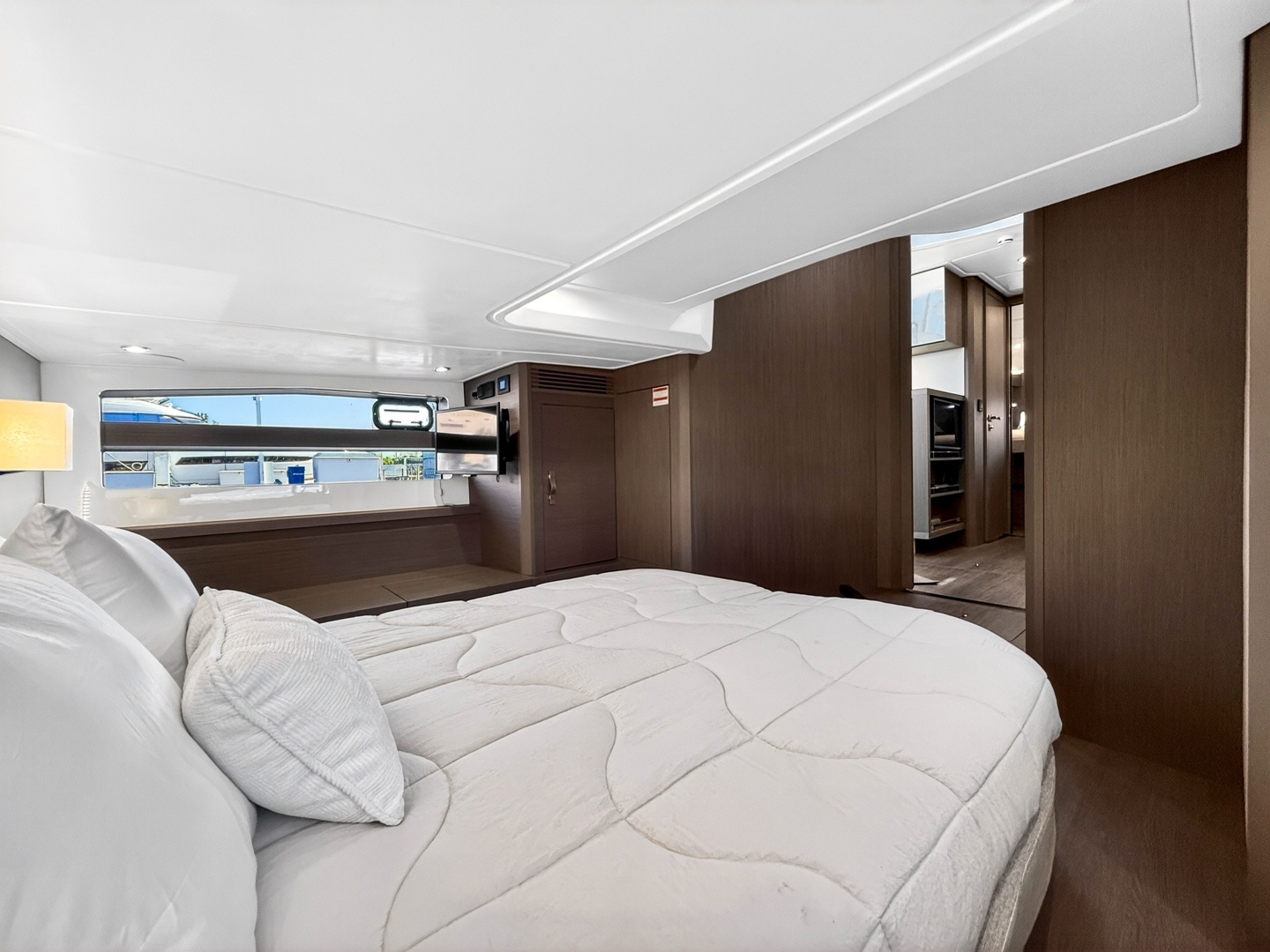 2023 Beneteau Gran Turismo 45 - Image 30