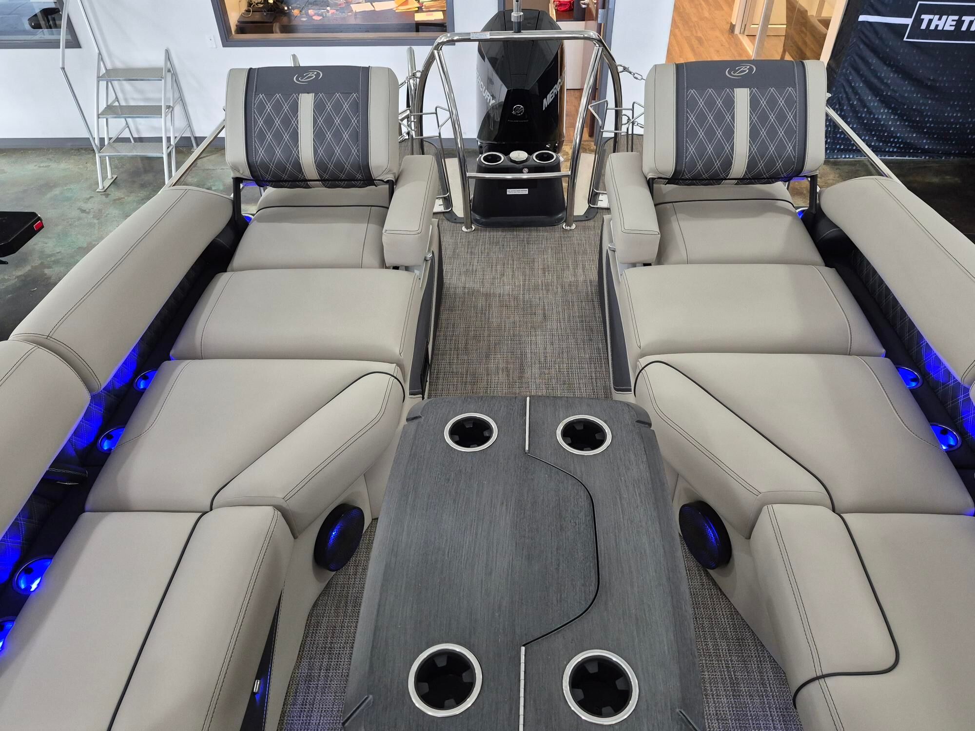 2023 BARLETTA L25M - Image 12