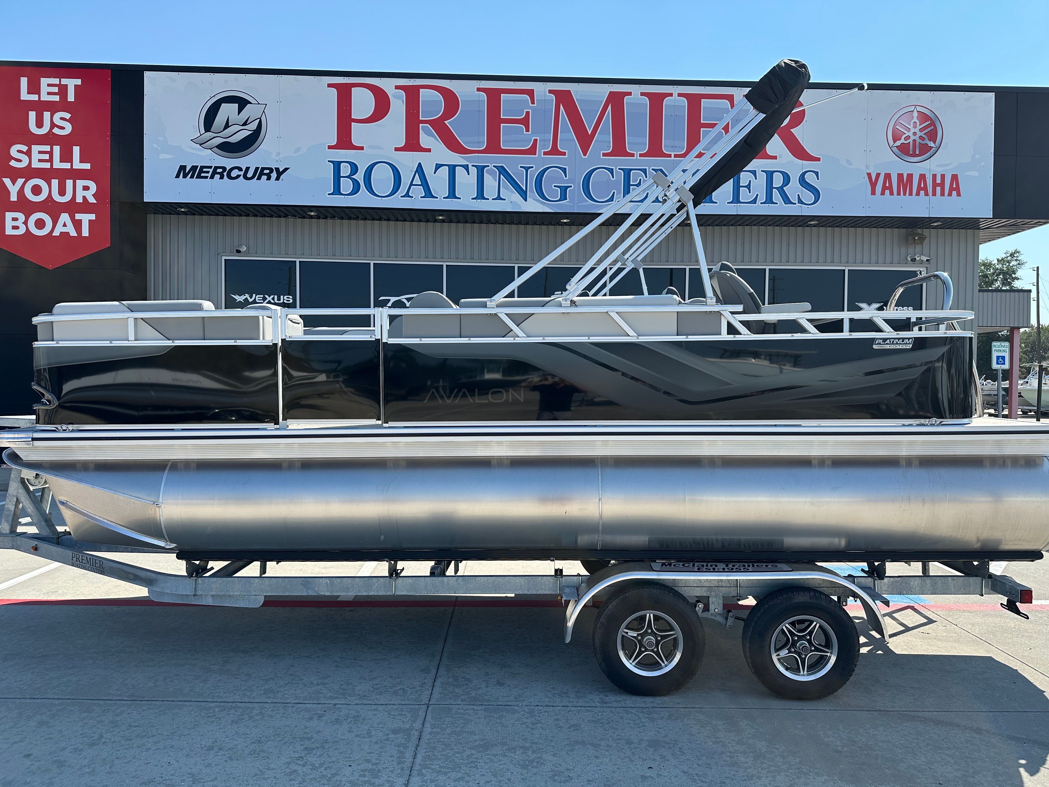 2025 Avalon Venture Rear Fish - 21'
