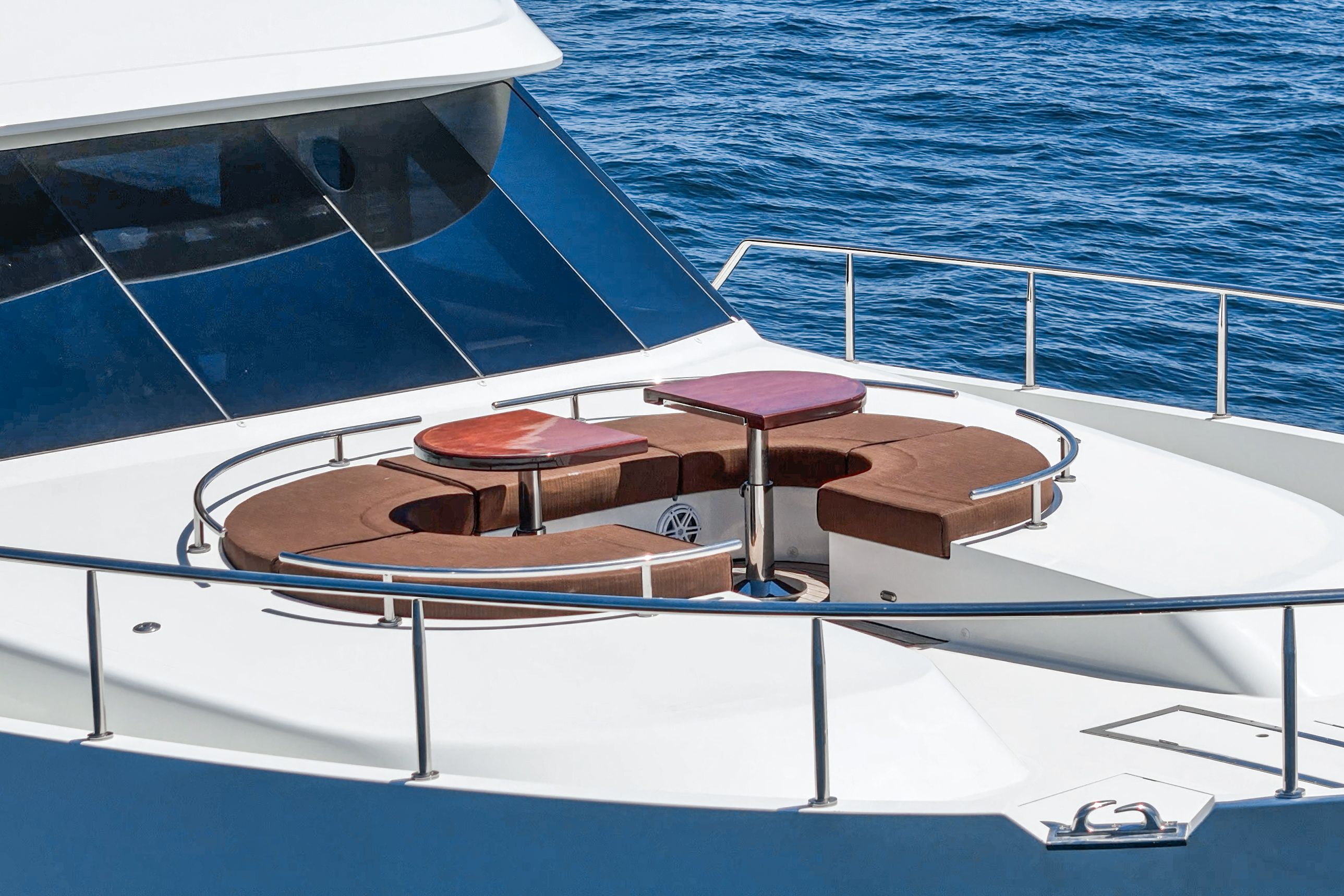 2015 Ocean Alexander 90 Skylounge Motoryacht - 17