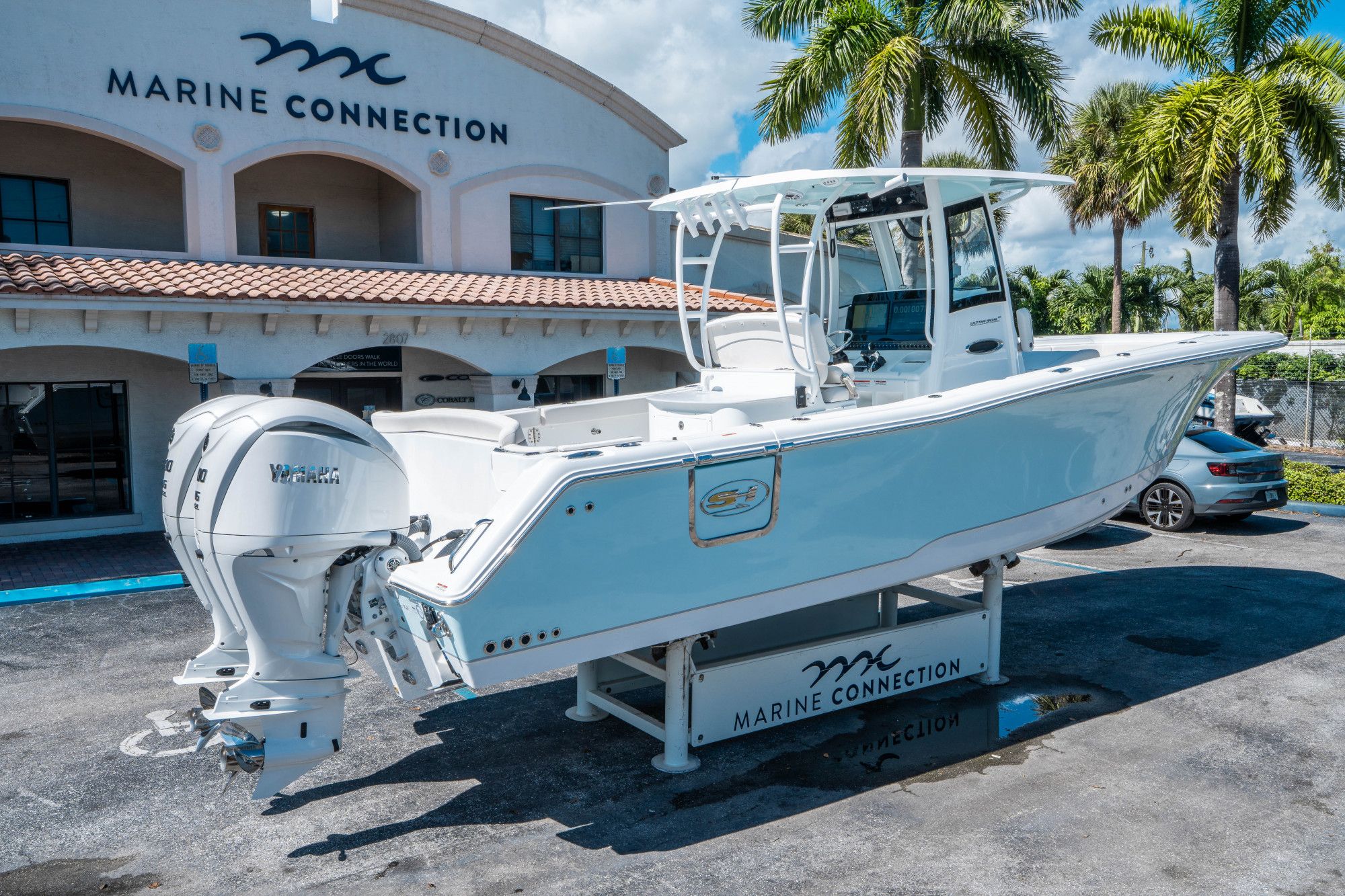 2026 Sea Hunt ULTRA 305 CB - 2