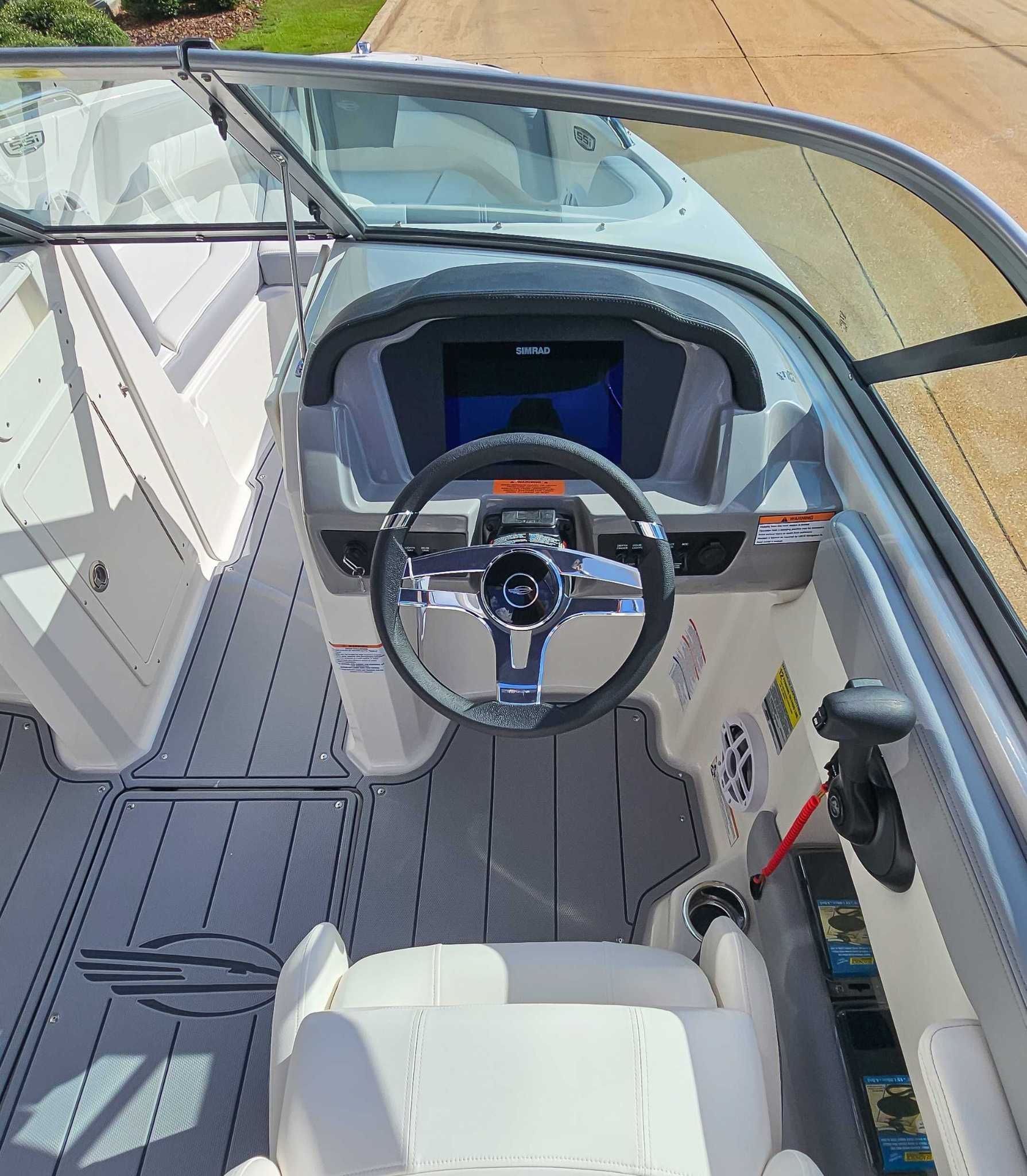 2025 Chaparral 21 SSi OB - 13