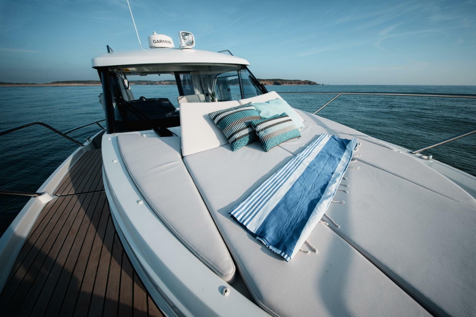 2027 Beneteau Antares 9 - Image 16