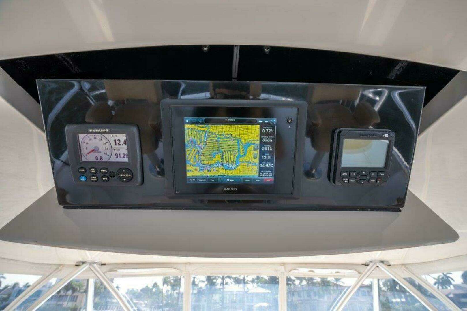 2015 Viking 66 Convertible - Image 22
