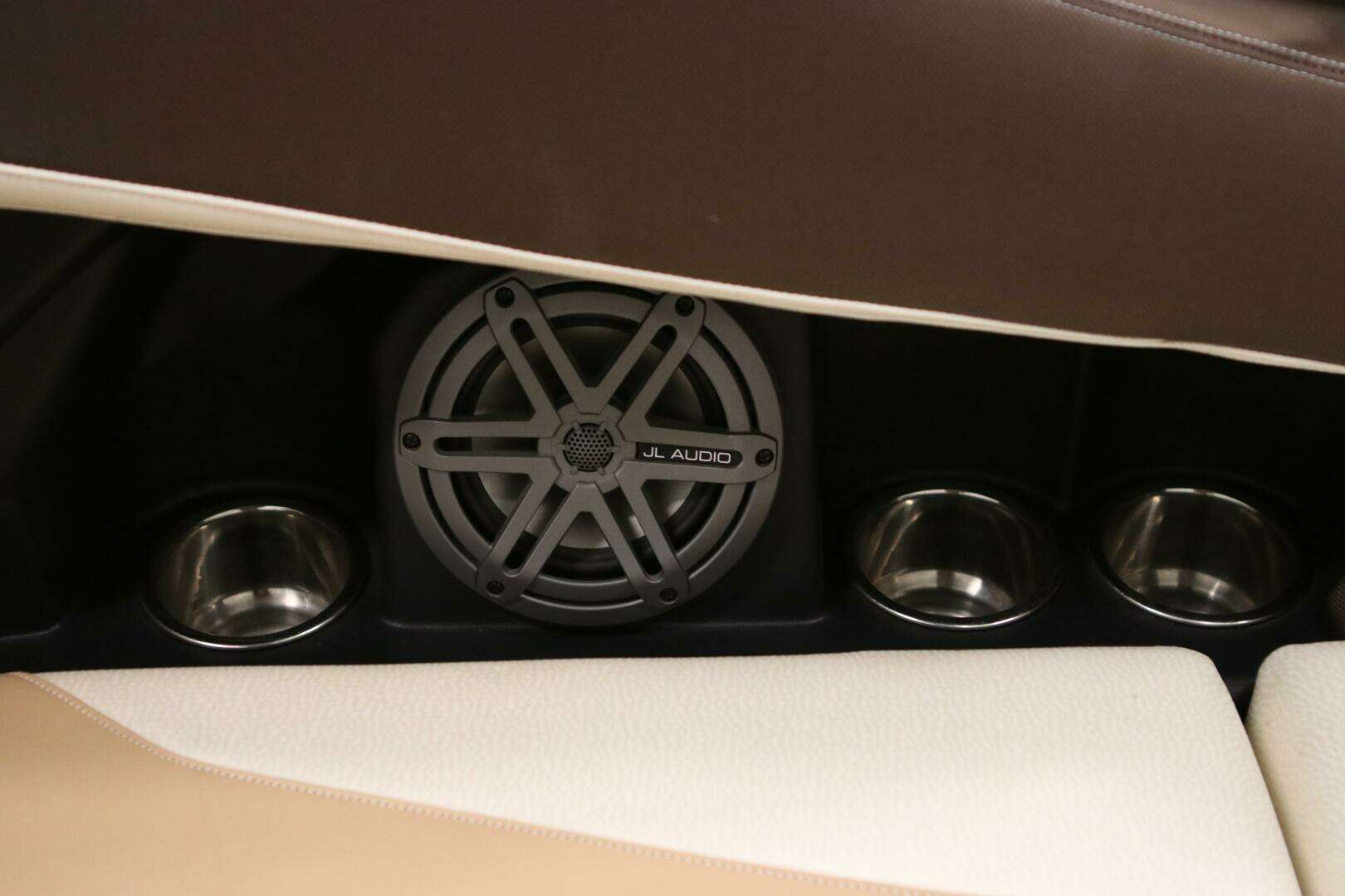 2018 Supra SR - Image 79