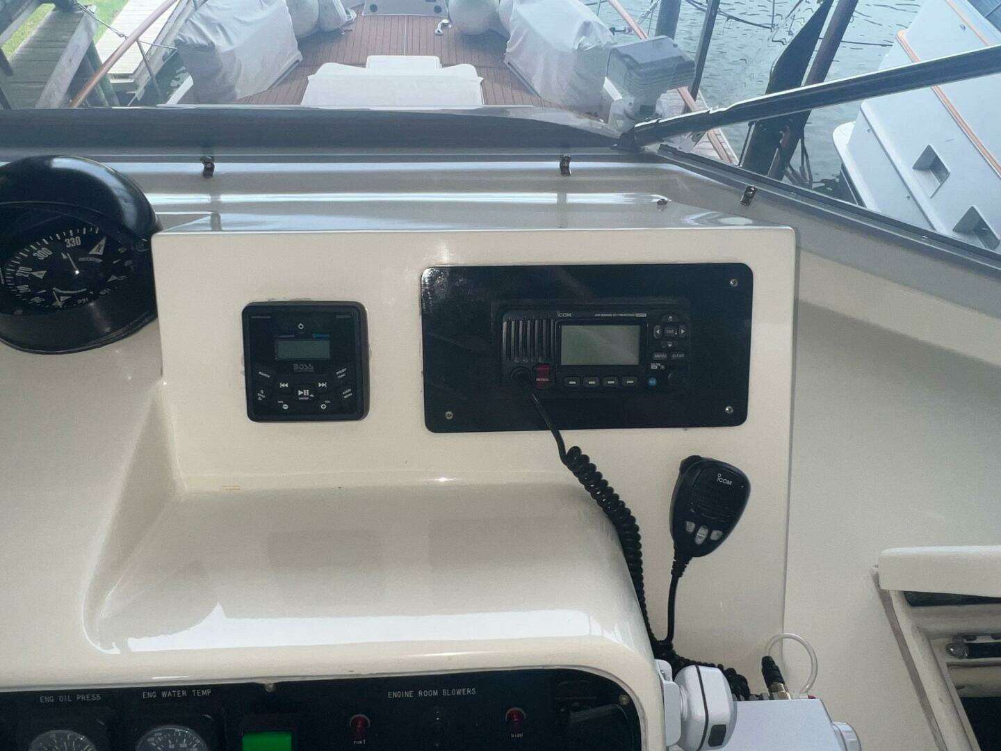 1988 Hatteras Motor Yacht - Image 105