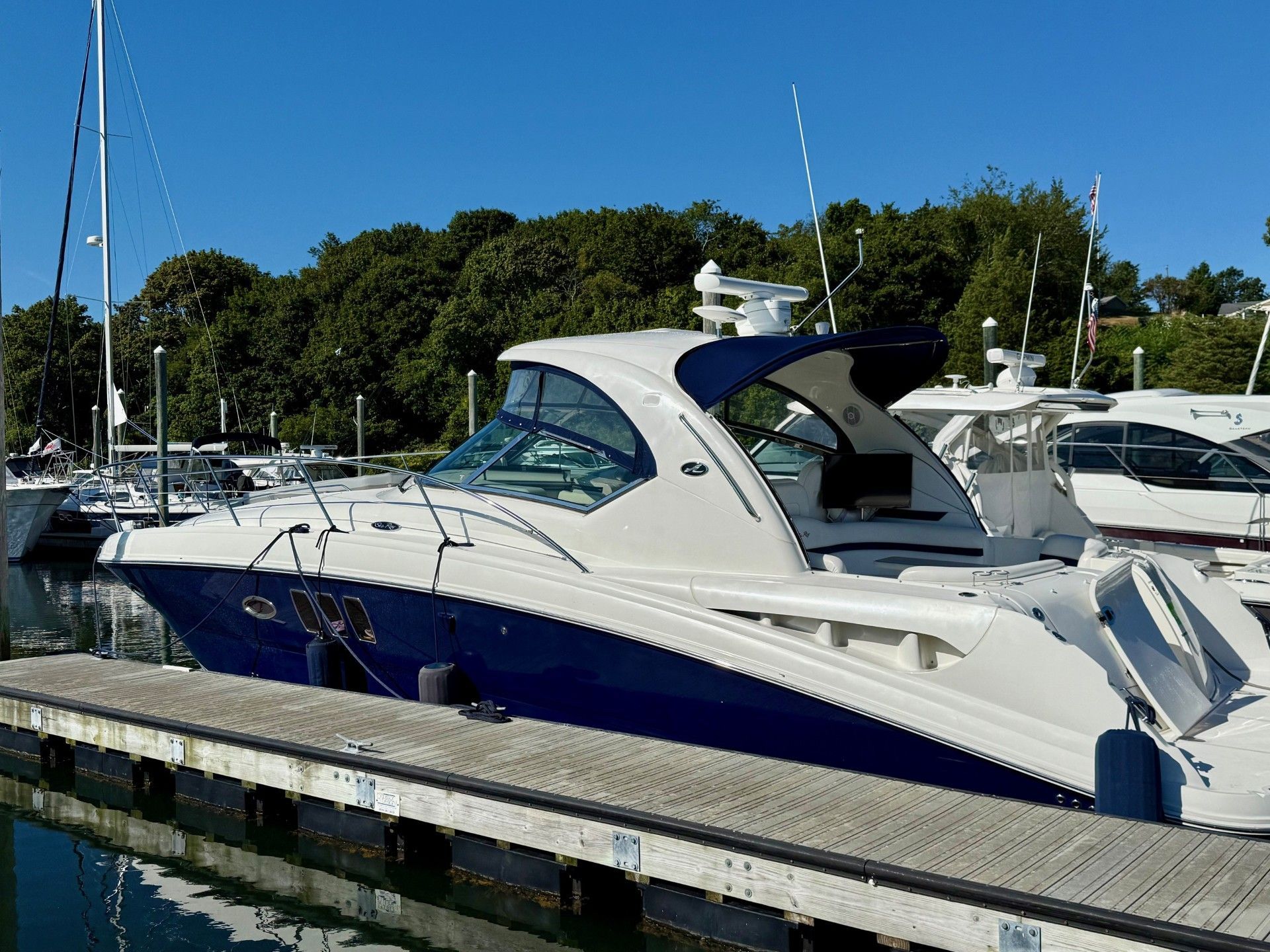 2006 Sea Ray 38 Sundancer - 33